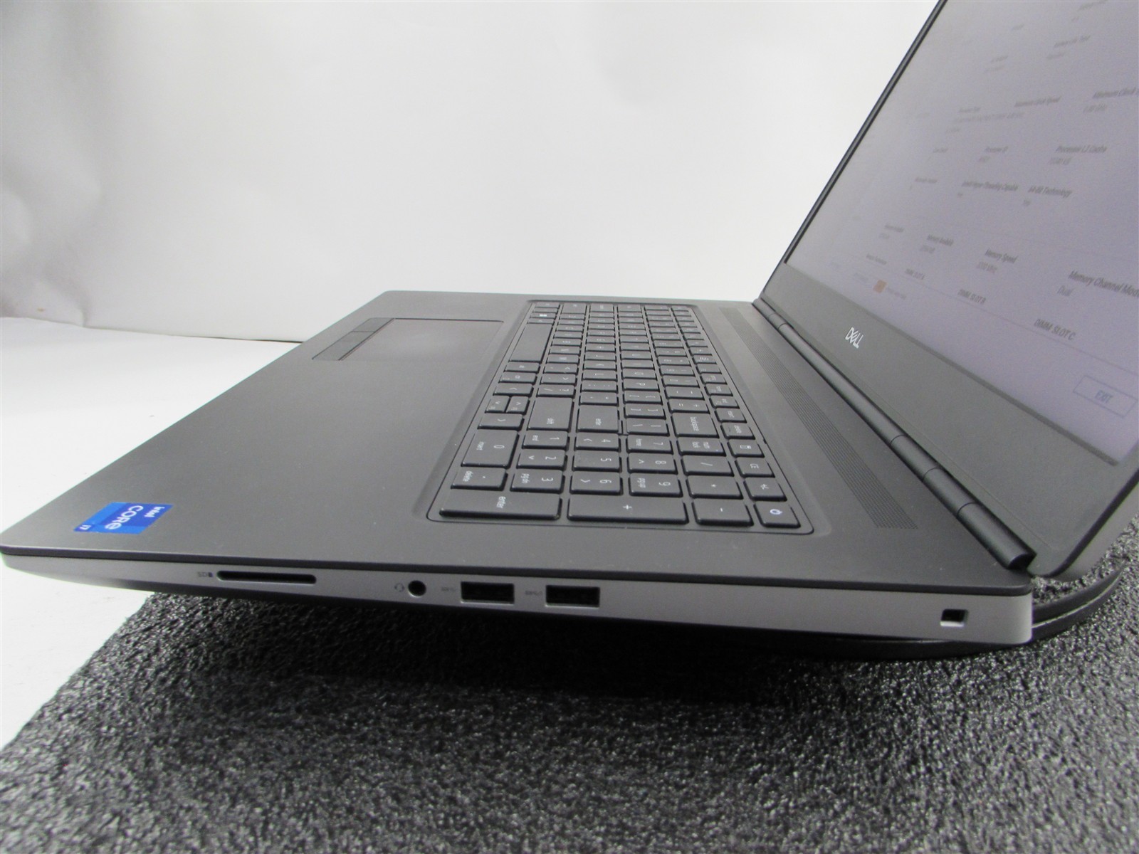DELL PRECISION 7760 1920X1080 I7-11850H 1TB 32GB NVIDIA RTX A4000 WIN 11 PRO