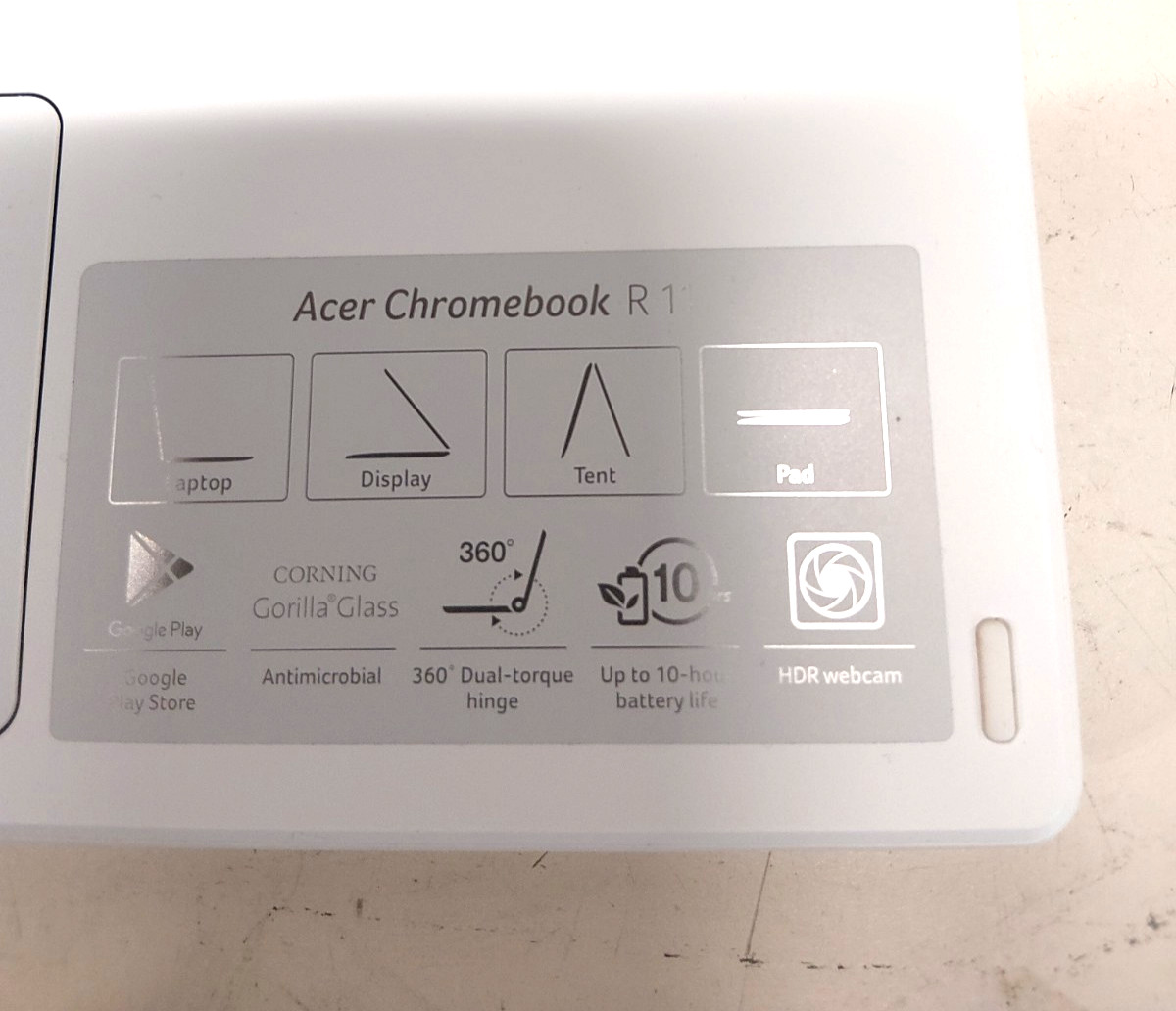 Chromebook R11 Acer CB5-132T N15Q8 (comes with charger) FOR PARTS