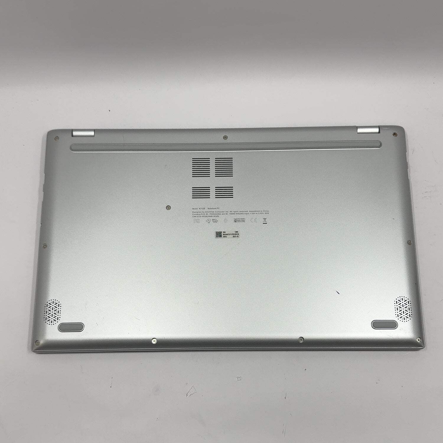 Broken Asus Vivobook 17 K712EA-WH34 17.3″ i3-1115G4 8GB RAM 256GB SSD Bad LCD