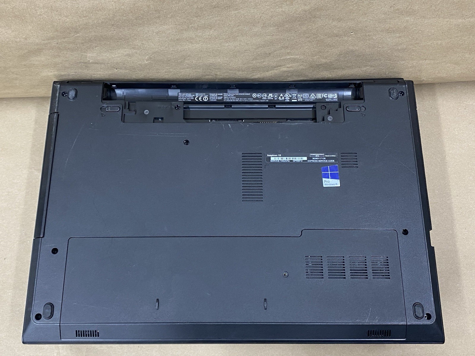 Lot of (4) Dell Inspiron 3542 – 15.5″ HD – i3-4030U – No RAM – NO HDD/ OS – READ