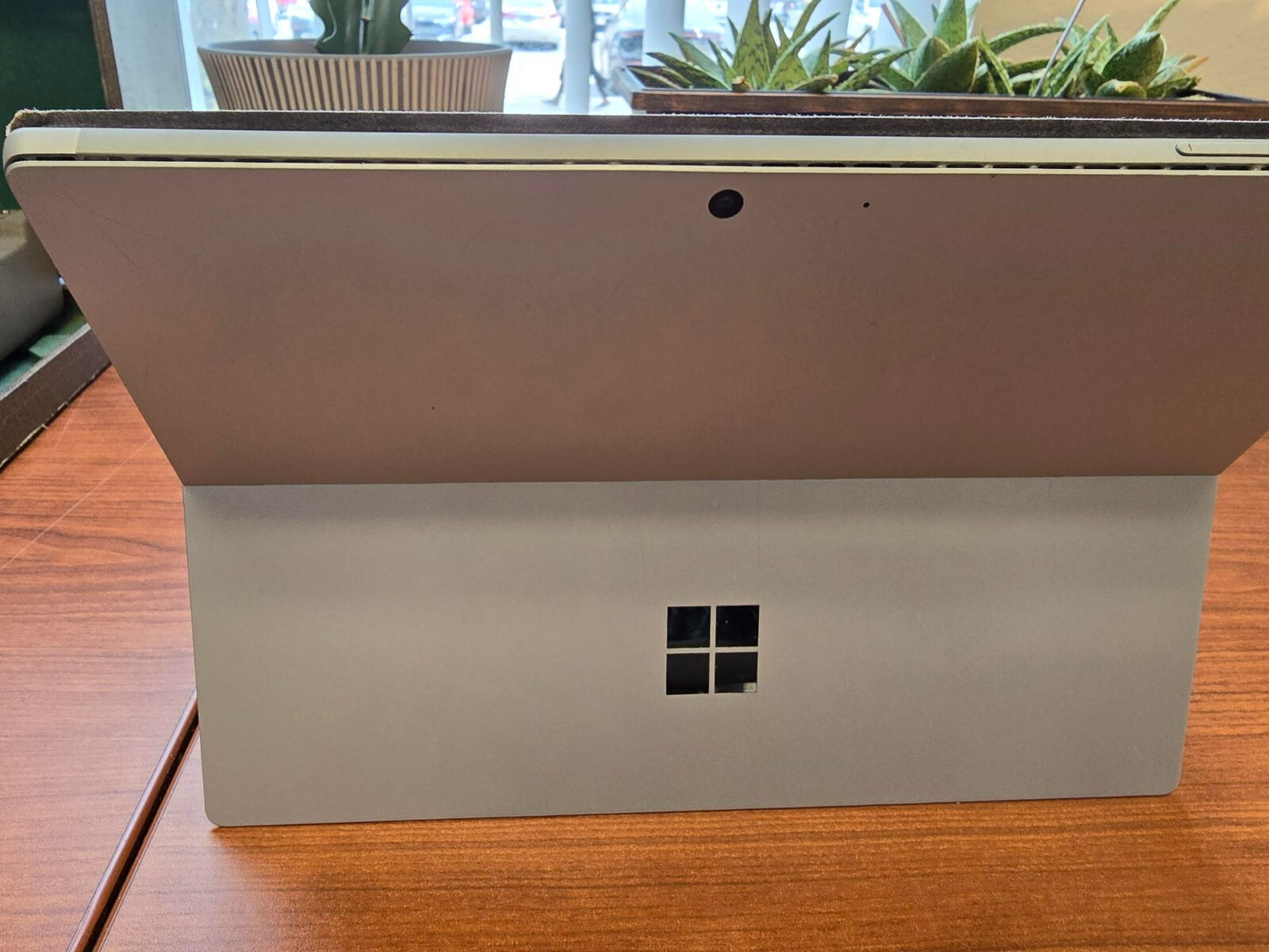 Microsoft Surface pro 6 i5 8gb RAM 128gb with Acalantra Keyboard and Charger