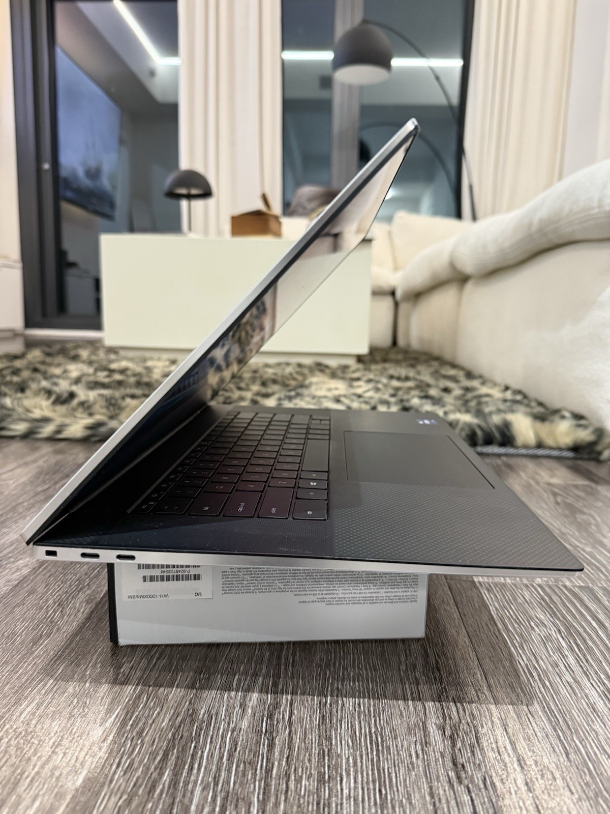 Dell XPS 17 9710 i9 5.4GHz / RTX3060 / 64GB RAM / 2TB SSD / 4K+UHD Touchscreen
