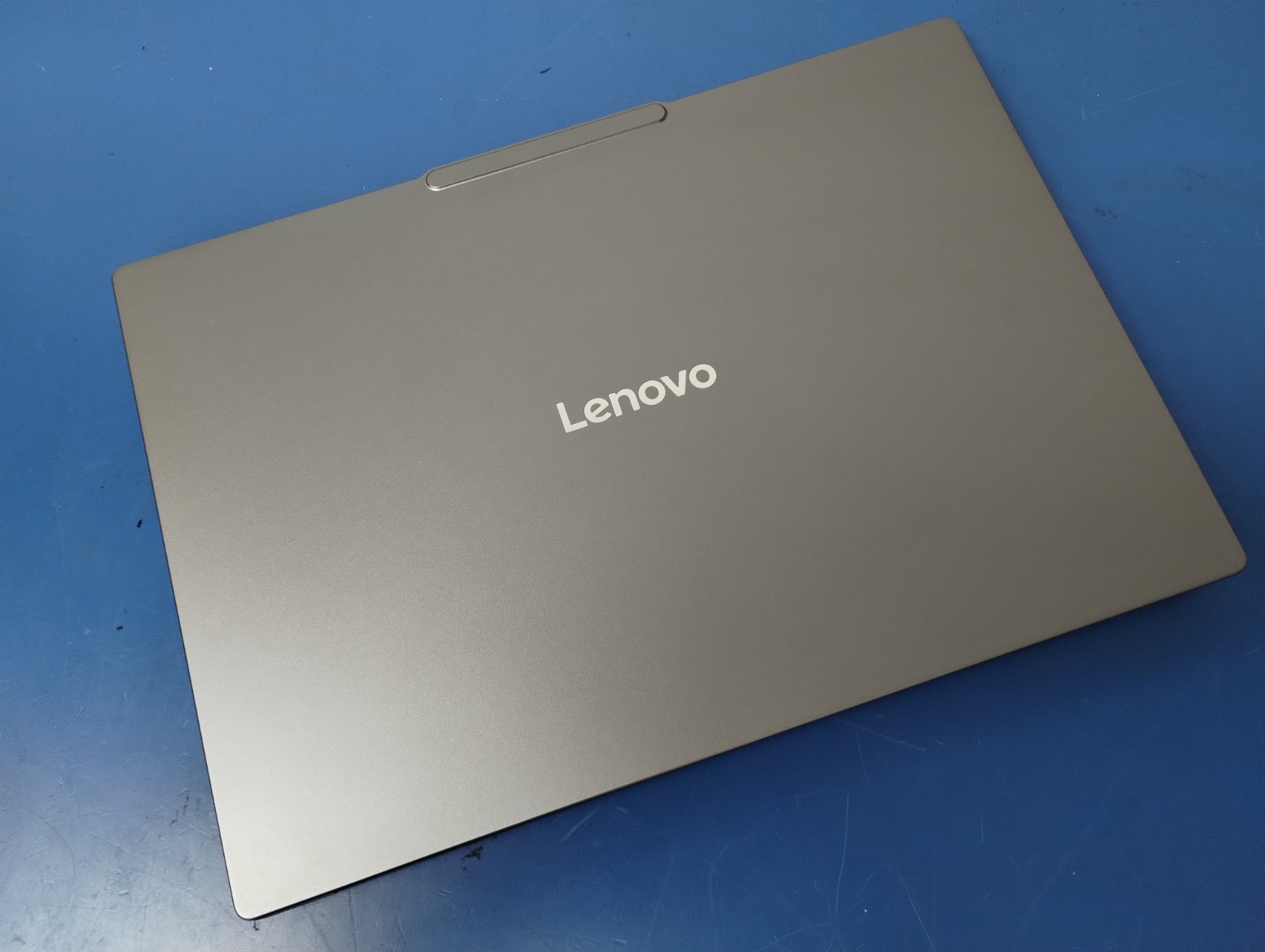 LENOVO IdeaPad Pro 5 16IAH10, Intel Core Ultra 9 285H, 32 GB RAM, 1 TB NVMe SSD