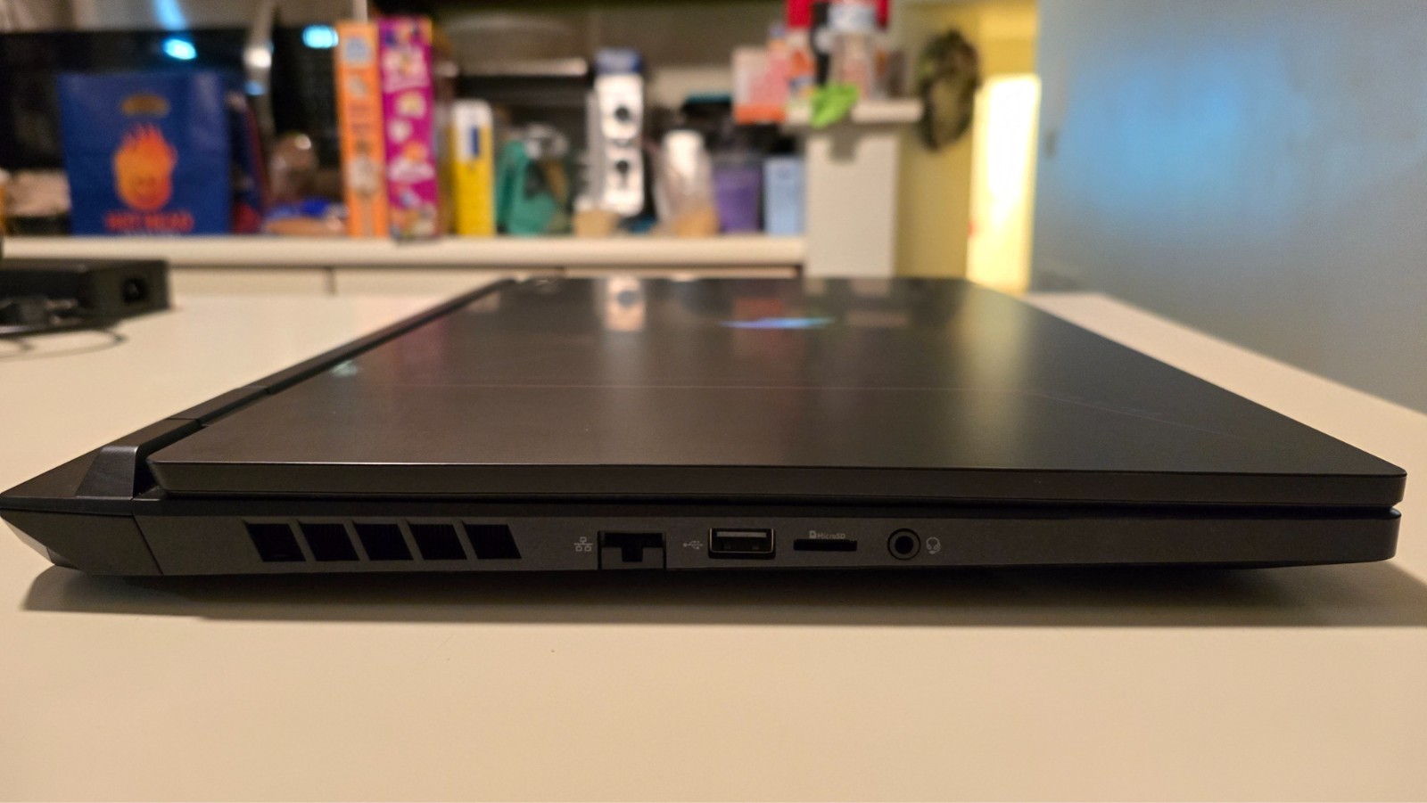 Acer Nitro 17 – 17.3″ Laptop AMD Ryzen 7 7840HS 3.80GHz 16GB RAM 1TB SSD W11H