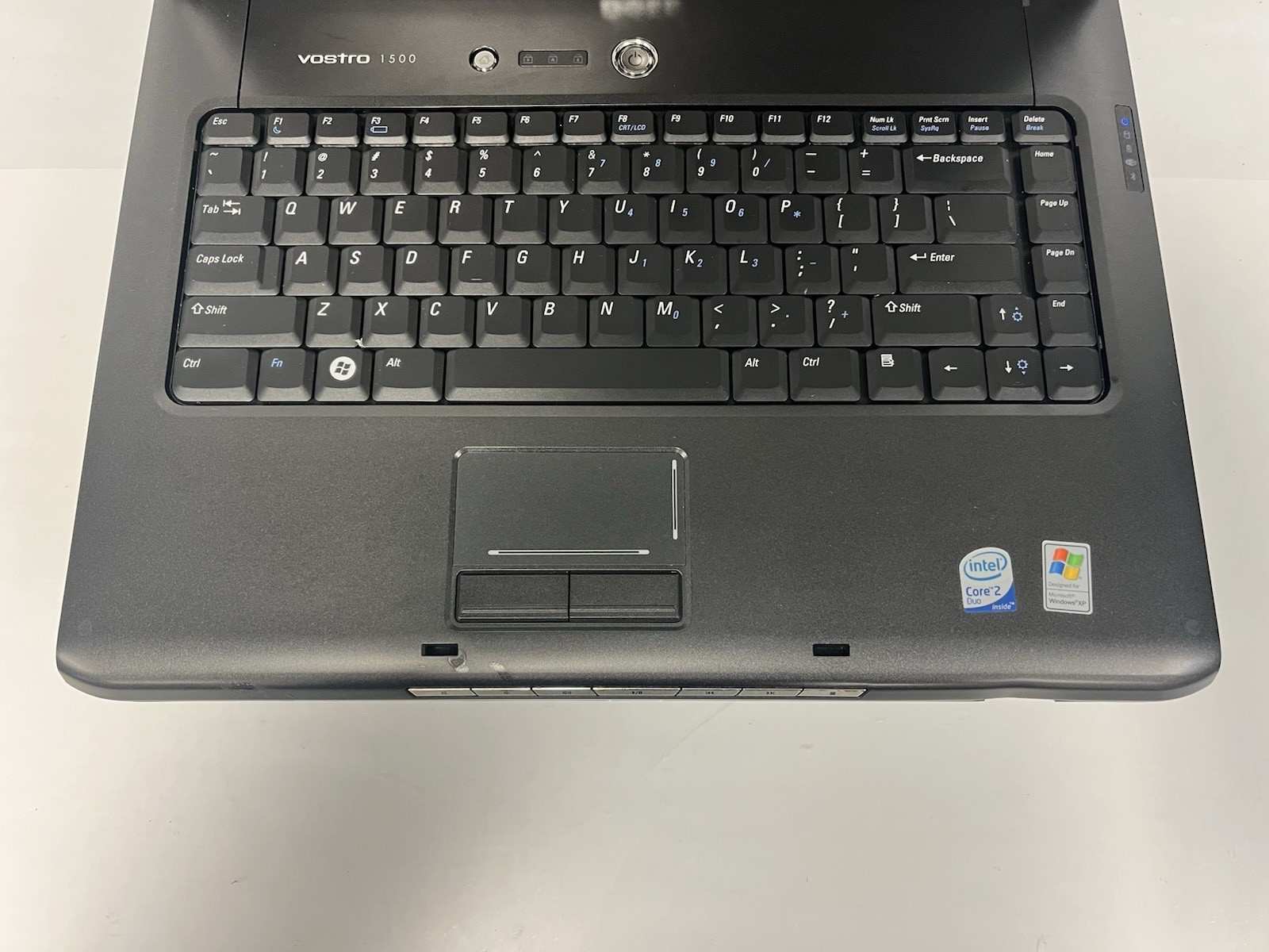 Dell Vostro 1500 15.4″ Glossy Laptop C2D 1.4GHz 2GB NO HDD NO OS
