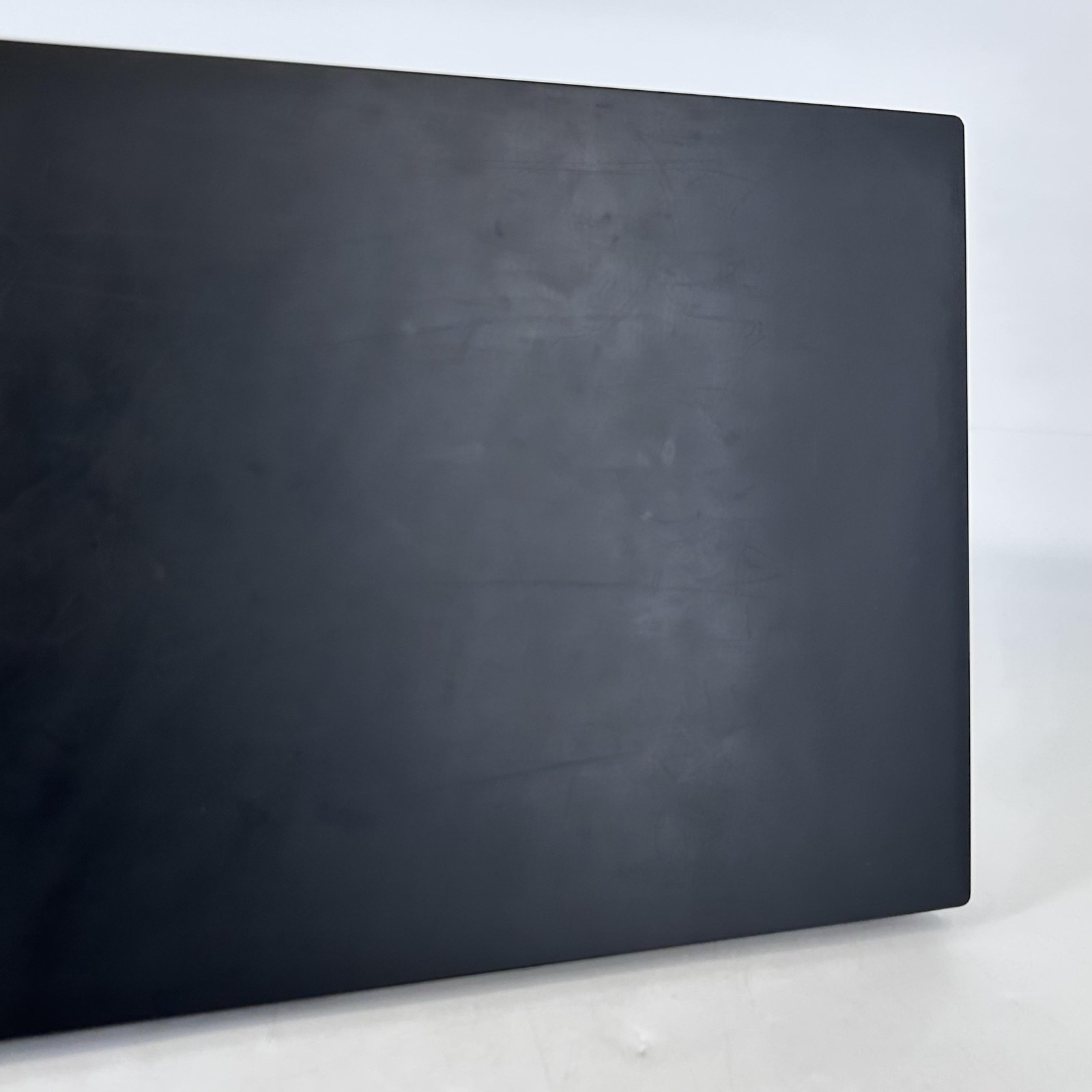 Lenovo ThinkPad P1 Gen 3 15.6 FHD i7-10750H 2.60GHz 16GB 1TB Quadro T1000 Max-Q