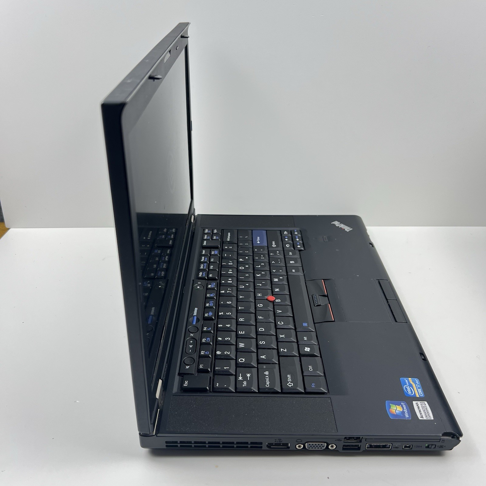Lenovo ThinkPad T520 Intel i7-2640M 8GB 320GB HDD Linux Mint OS w/Charger|ELP101