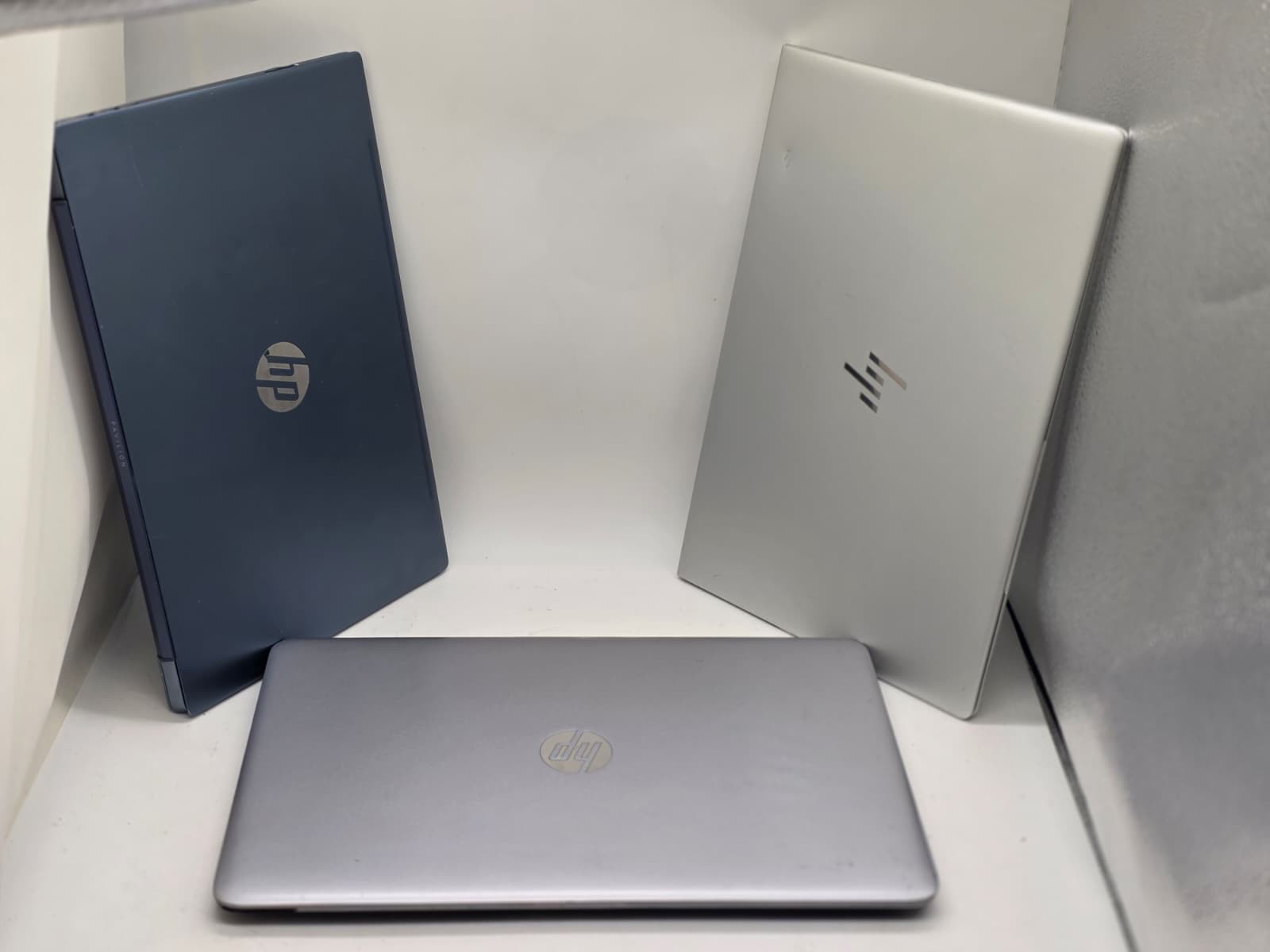 Lot 3 of HP ELITEBOOK PAVALION laptops 15” core i5 10th Gen,8th gen AS IS READ
