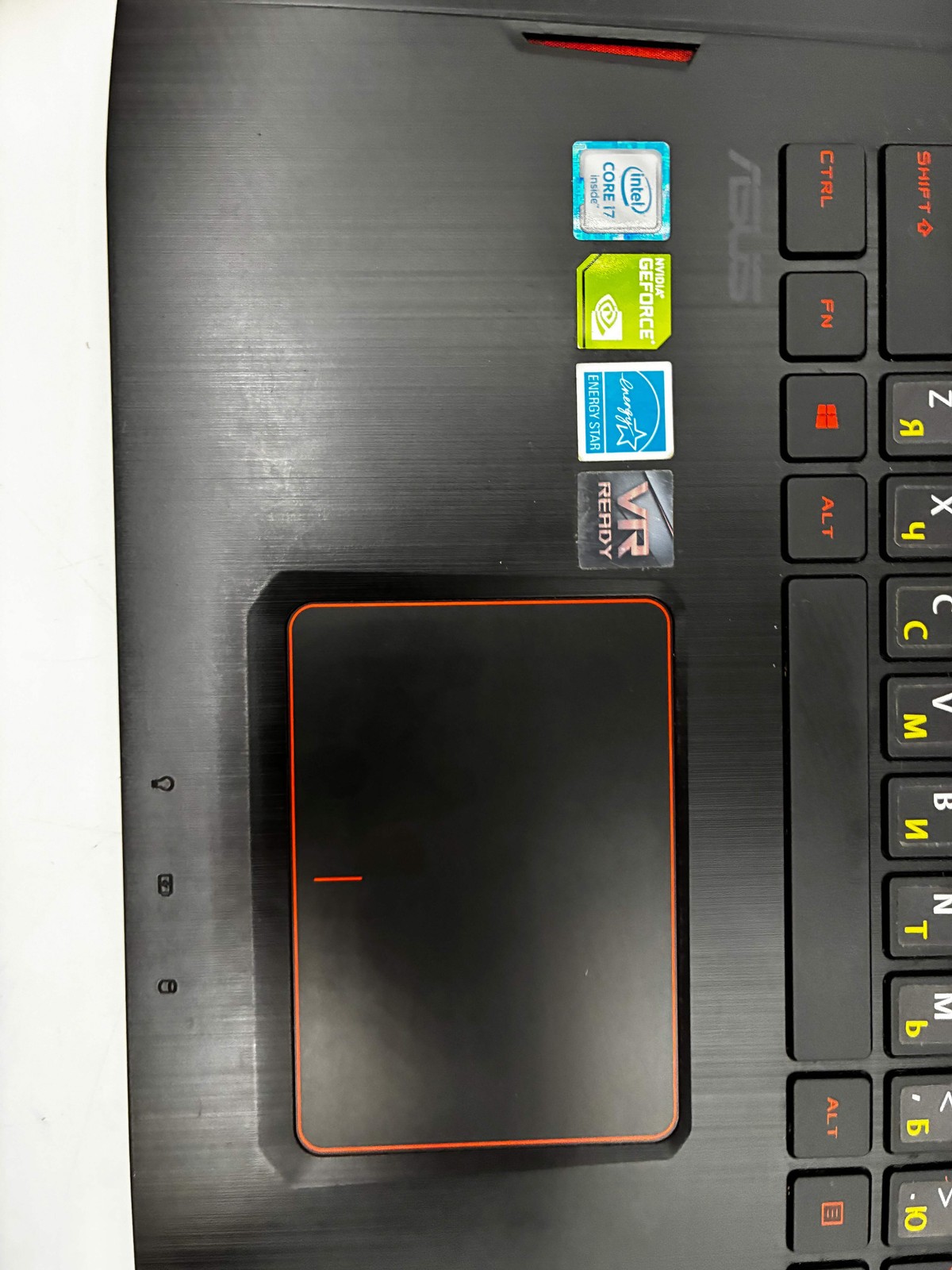 ASUS ROG Strix GL702V 17.3″ i7-6700HQ 12GB GTX 1060 SSD HDD Gaming Laptop Used
