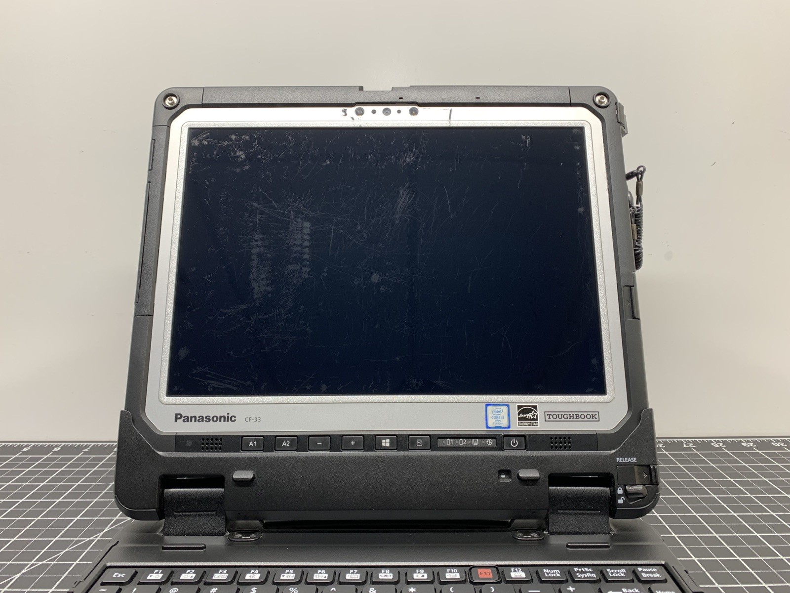 Panasonic Toughbook CF-33 Core i5 7th Gen | 16GB, NO SSD, Bios Locked | #P203