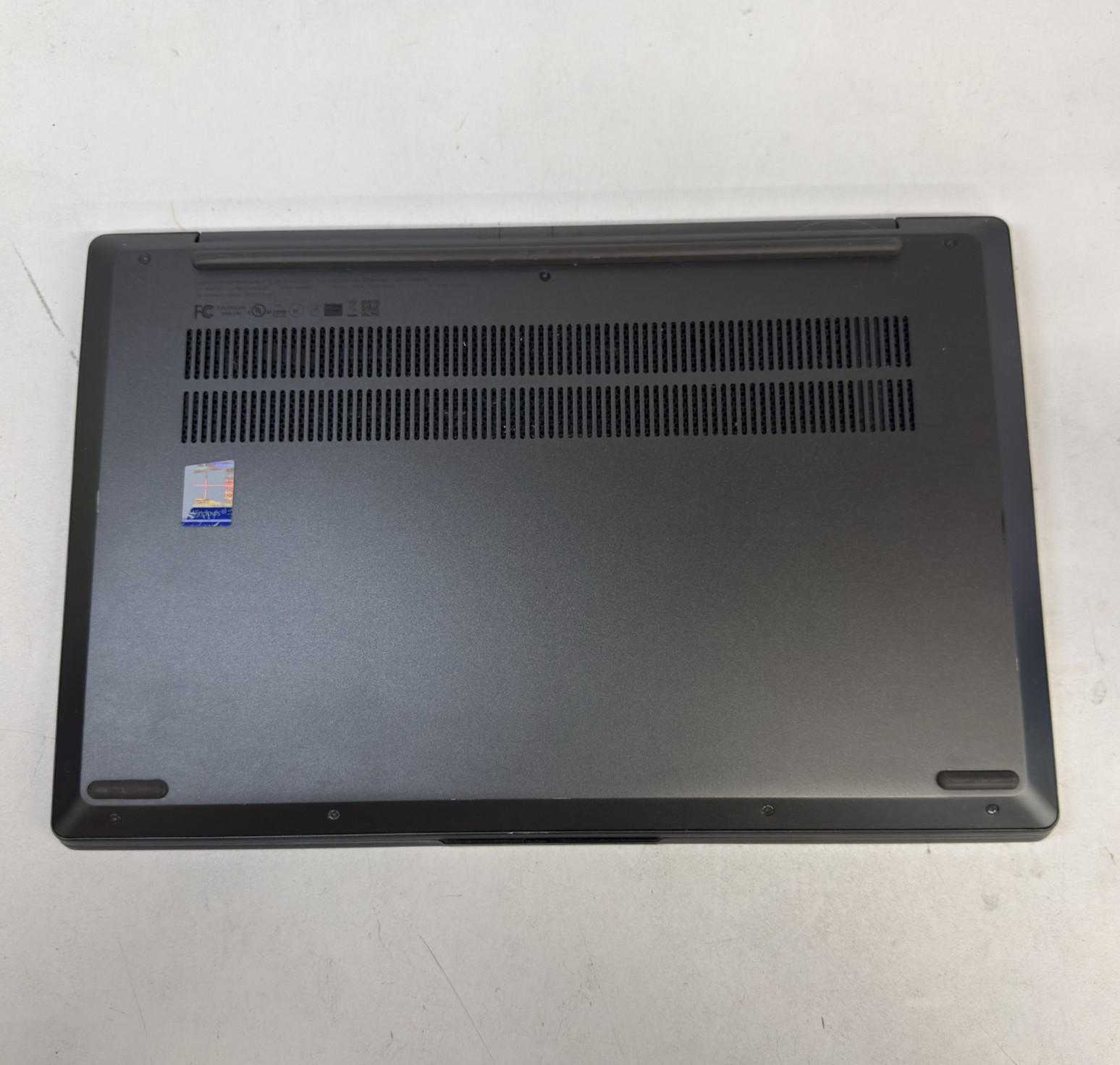 Lenovo IdeaPad 5 15ARE05 Ryzen 5 4500U @2.30Ghz 16GB RAM 512GB SSD Win11H #TP57