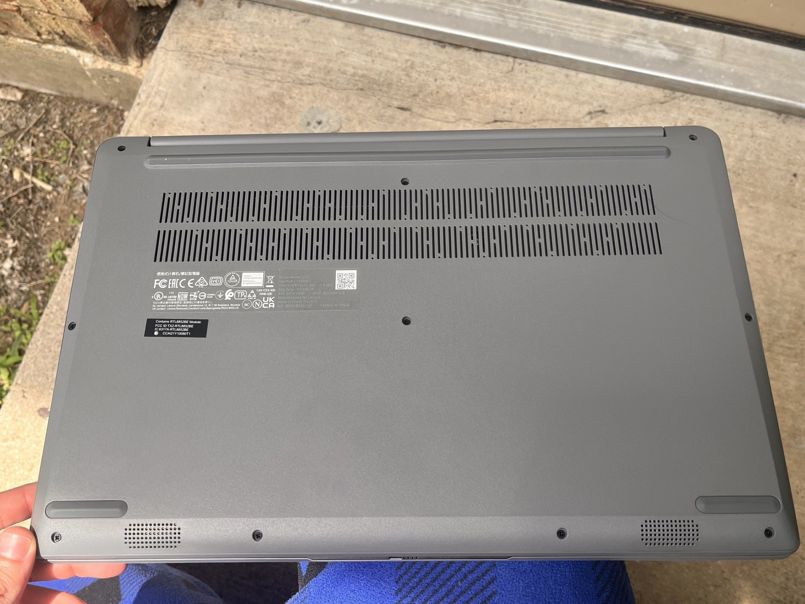 Lenovo IdeaPad 1 15AMN7 15.6″ Ryzen 5 7520U 8GB 256GB SSD Win 11 S