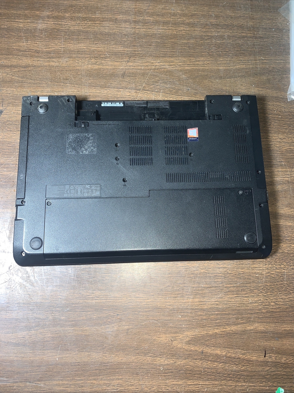 LENOVO E570 INTEL CORE I5 7TH GEN 8GB RAM **POWER ON/ BIOS L0CKED **NO HD