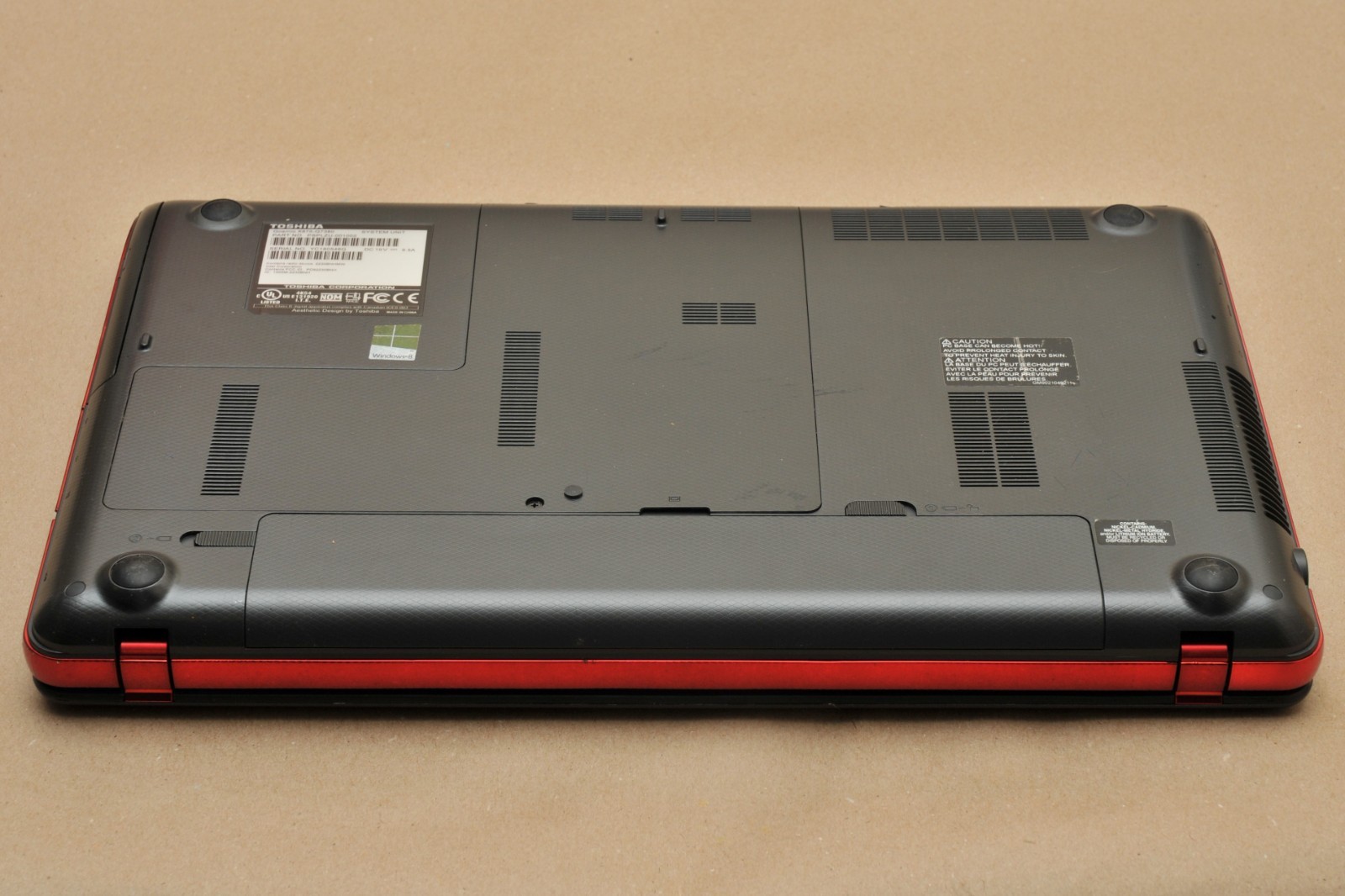 Toshiba Qosmio X875-Q7390 i7-3630QM GeForce GTX 670M 1TB HDD 12GB RAM Windows 8