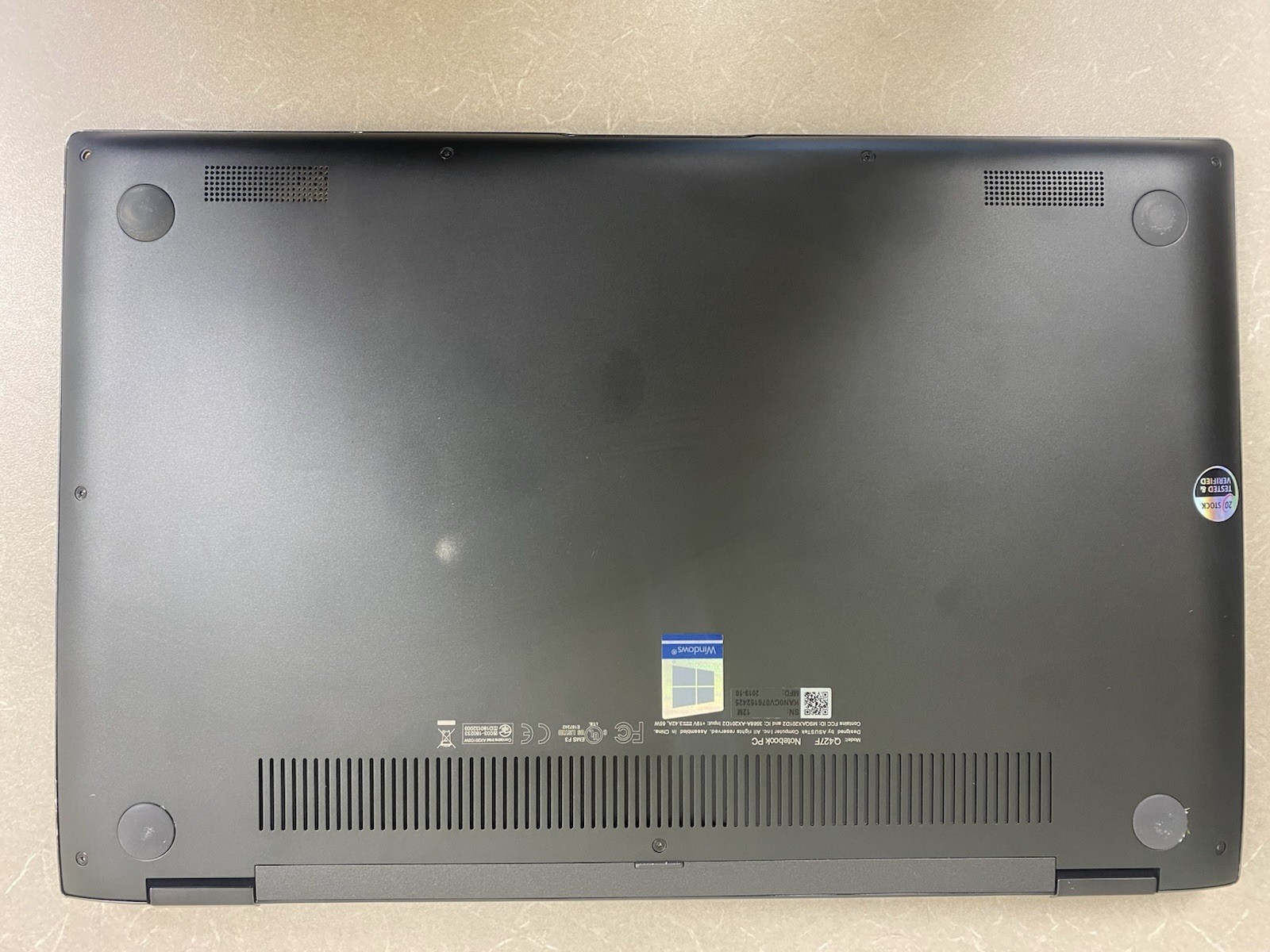Asus ZenBook Q427FL TOUCH (i7-10th gen, 16GB RAM , 512 SSD) GeForce MX250 2 GB