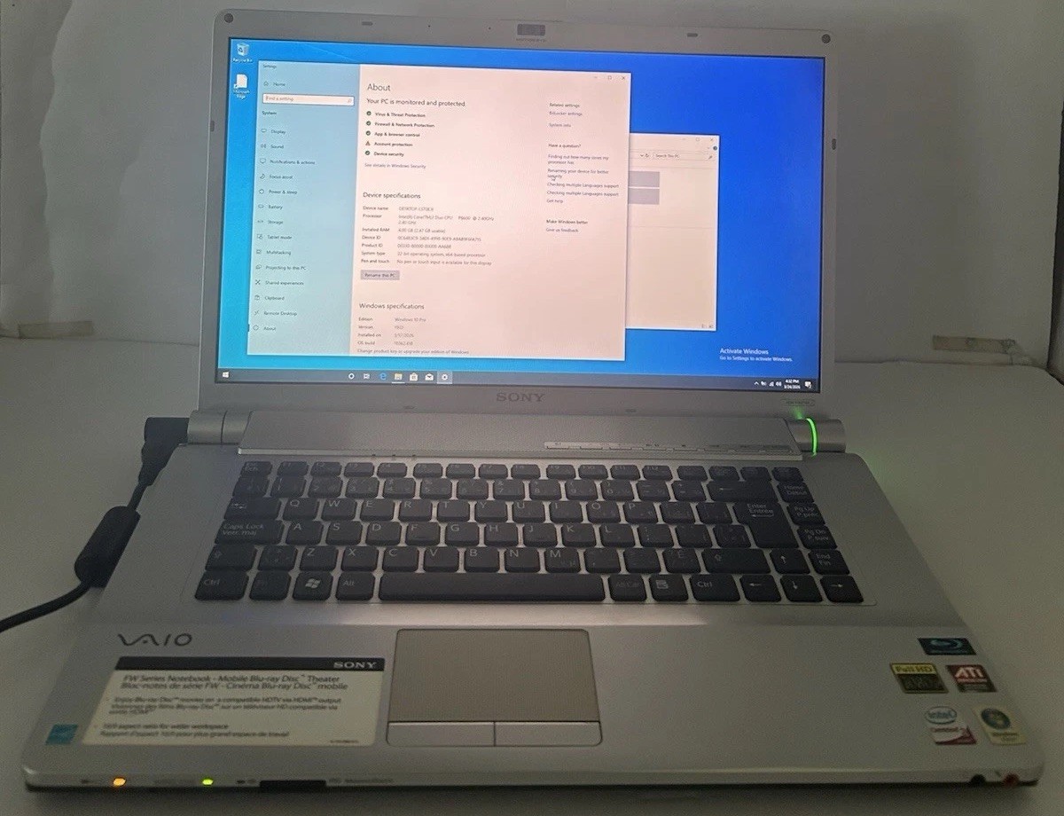 Sony PCG-3F1L VGN-FW300/355J 16.4″Intel Core 2Duo P8600 2.4GHz 4GB Ram-250GB HDD