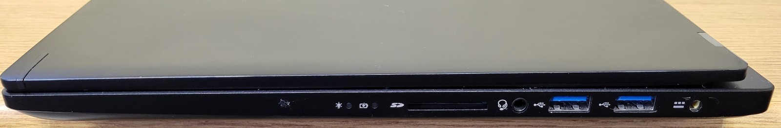 Acer TravelMate X314-51-M i5-8265U 1.60GHz 8GB DDR4 128GB SSD No OS
