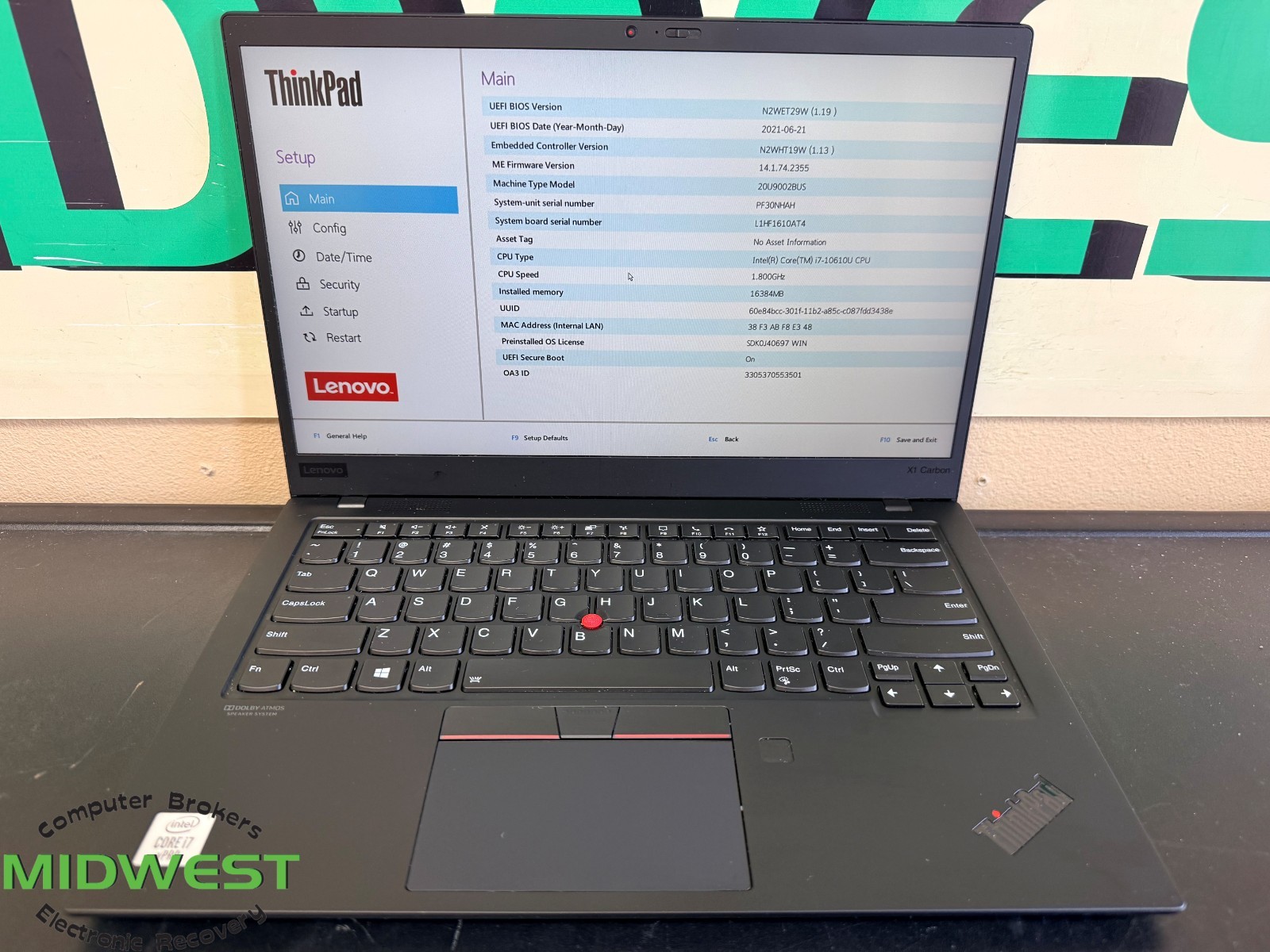Lenovo ThinkPad X1 Carbon Gen 8 i7-10610U 1.8GHz 16GB RAM No OS/HDD/SSD
