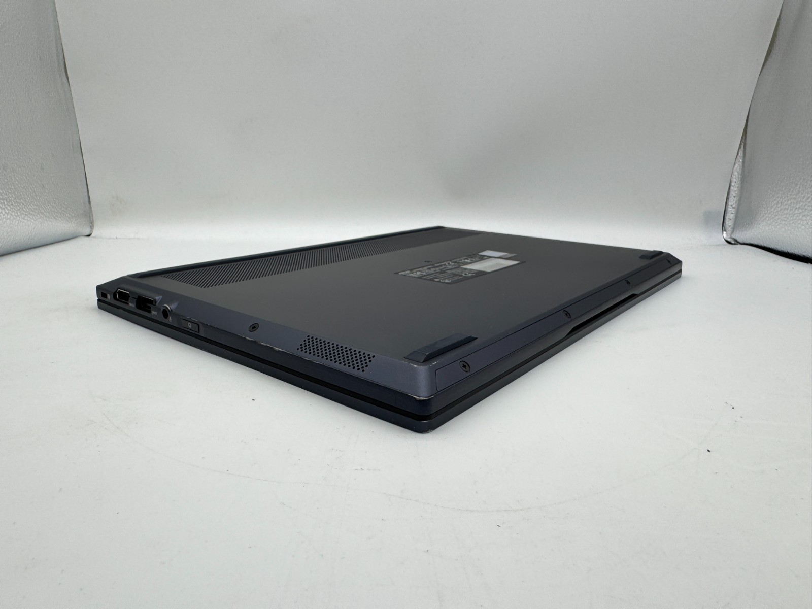 ASUS ExpertBook B5302CE 13.3″ FHD Laptop intel i5-1135G7 16GB 512GB SSD Win11Pro