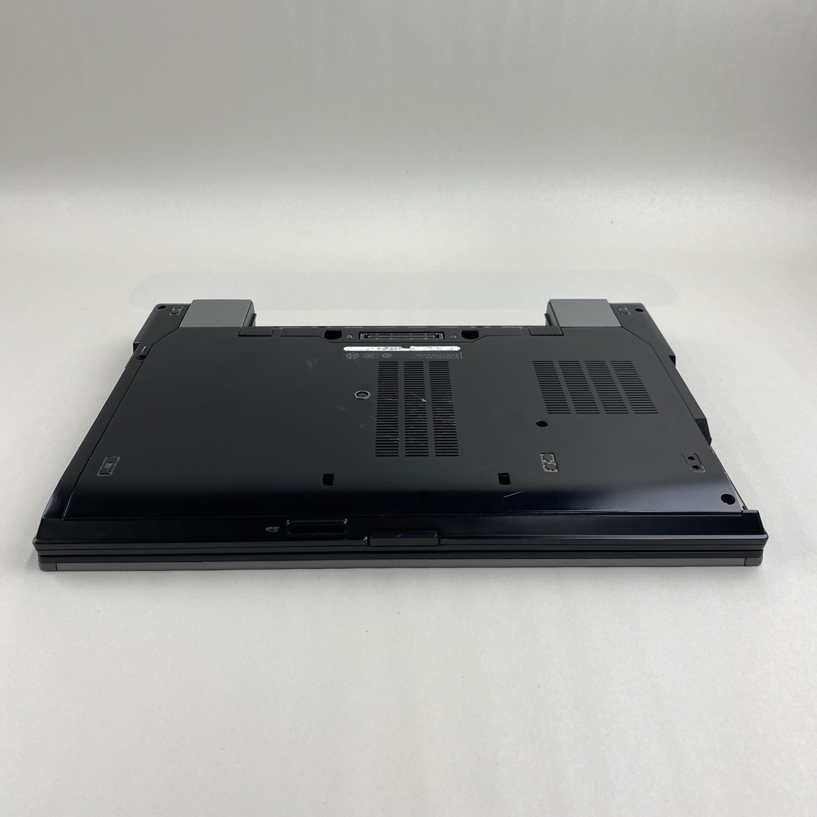 Dell Latitude E6410 Core i5-M560 2.67GHz 4GB RAM 14.0″ No Battery No HDD No OS
