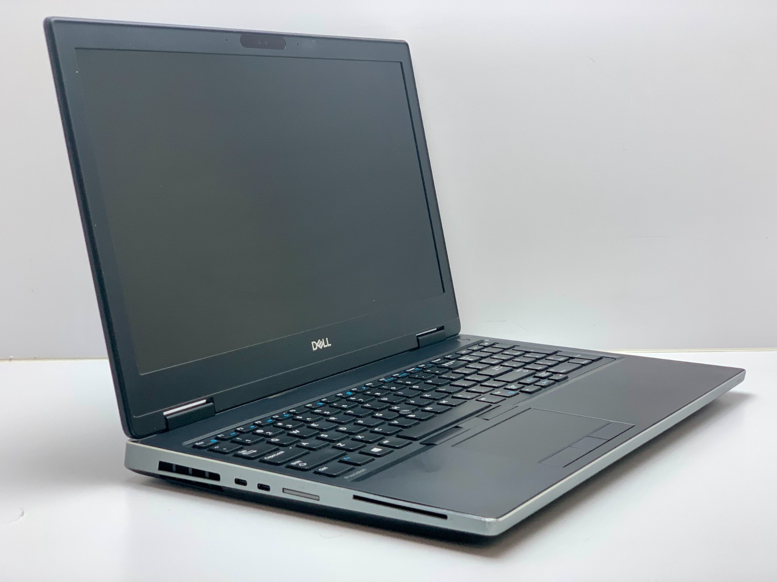 Dell Precision 7530 | E-2176M | 32GB RAM | 512GB NVMe | LINUX