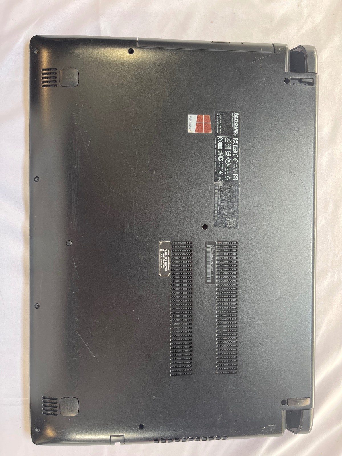 Lenovo Flex 2-15 i3-4030U 1.9GHz 6GB No Drive 15.6″