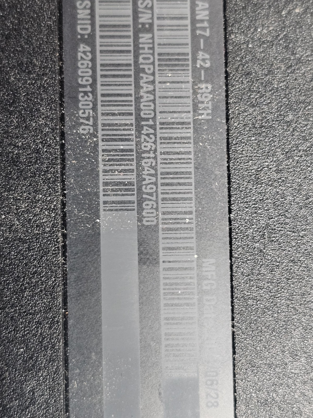 Acer Nitro 17 AN17-42 Ryzen 7 8000- 16GB – No Drives Parts Not Working