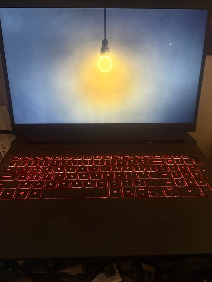 Dell G15 15.6-inch Gaming Laptop I7 11800 3050ti 32GB RAM 2.5TB