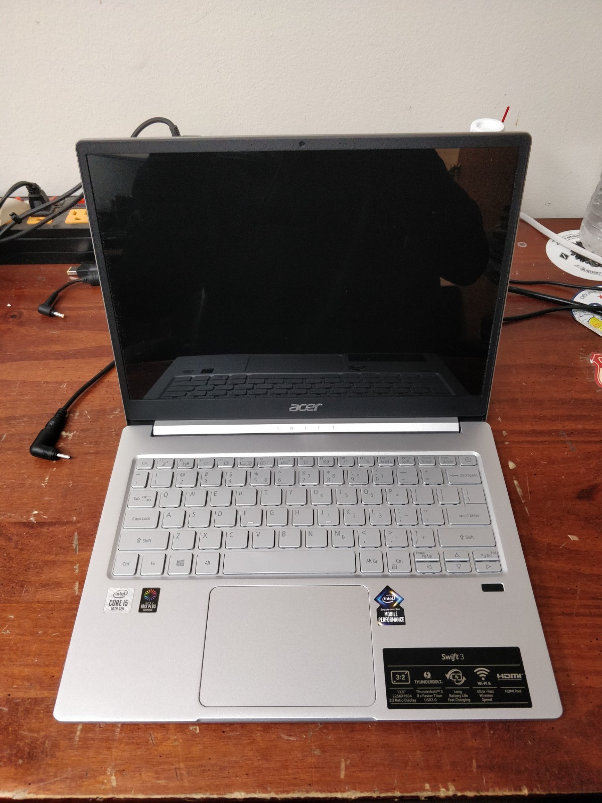 Acer Swift SF313-52 INTEL CORE I7-1065G7@1.30GHz 8GB RAM NO DRIVE PARTS 9021