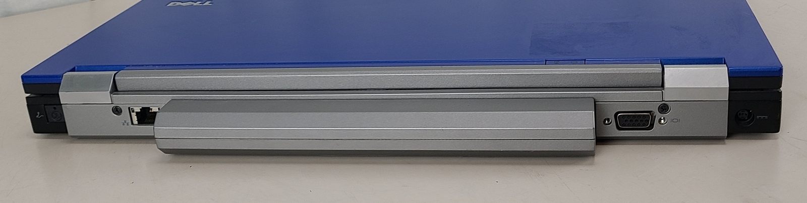 Dell Latitude E6510 i5-M520 6GB 250GB HDD WIN 7 ULTIMATE BAD BATTERY