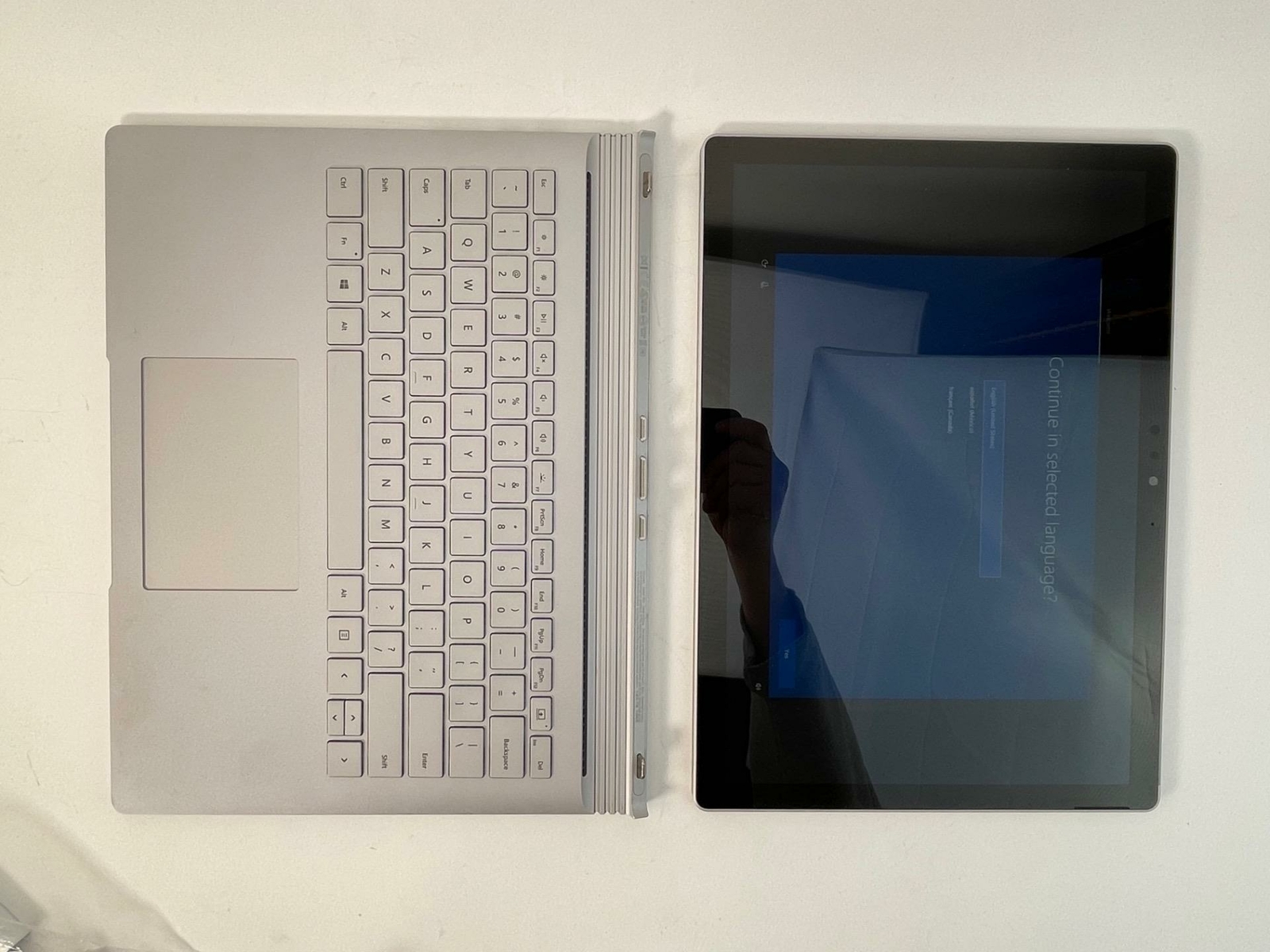 Microsoft Surface Book 2 13.5″ Touch PixelSen 2-in-1 Notebook (HMW-00001) Laptop