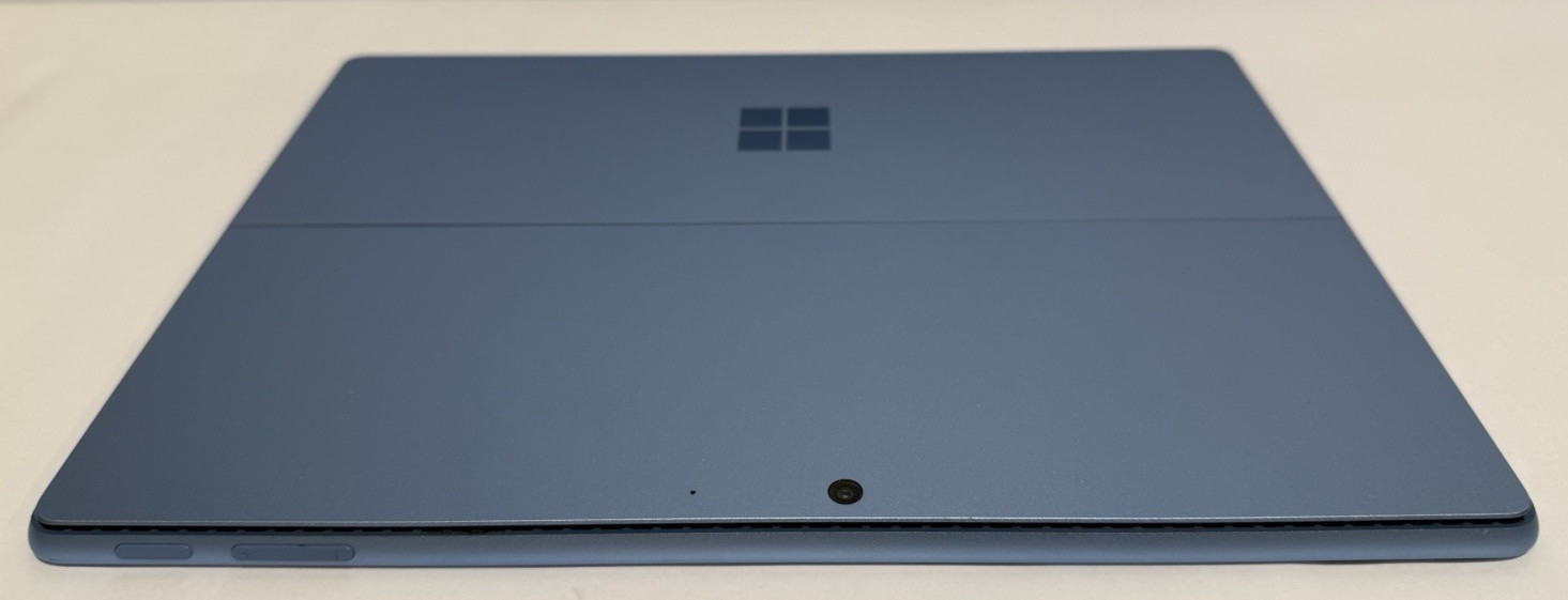 Microsoft Surface Pro 9 13″ (2038) 256GB, Intel i5 12th Gen, 8GB Ram – Blue