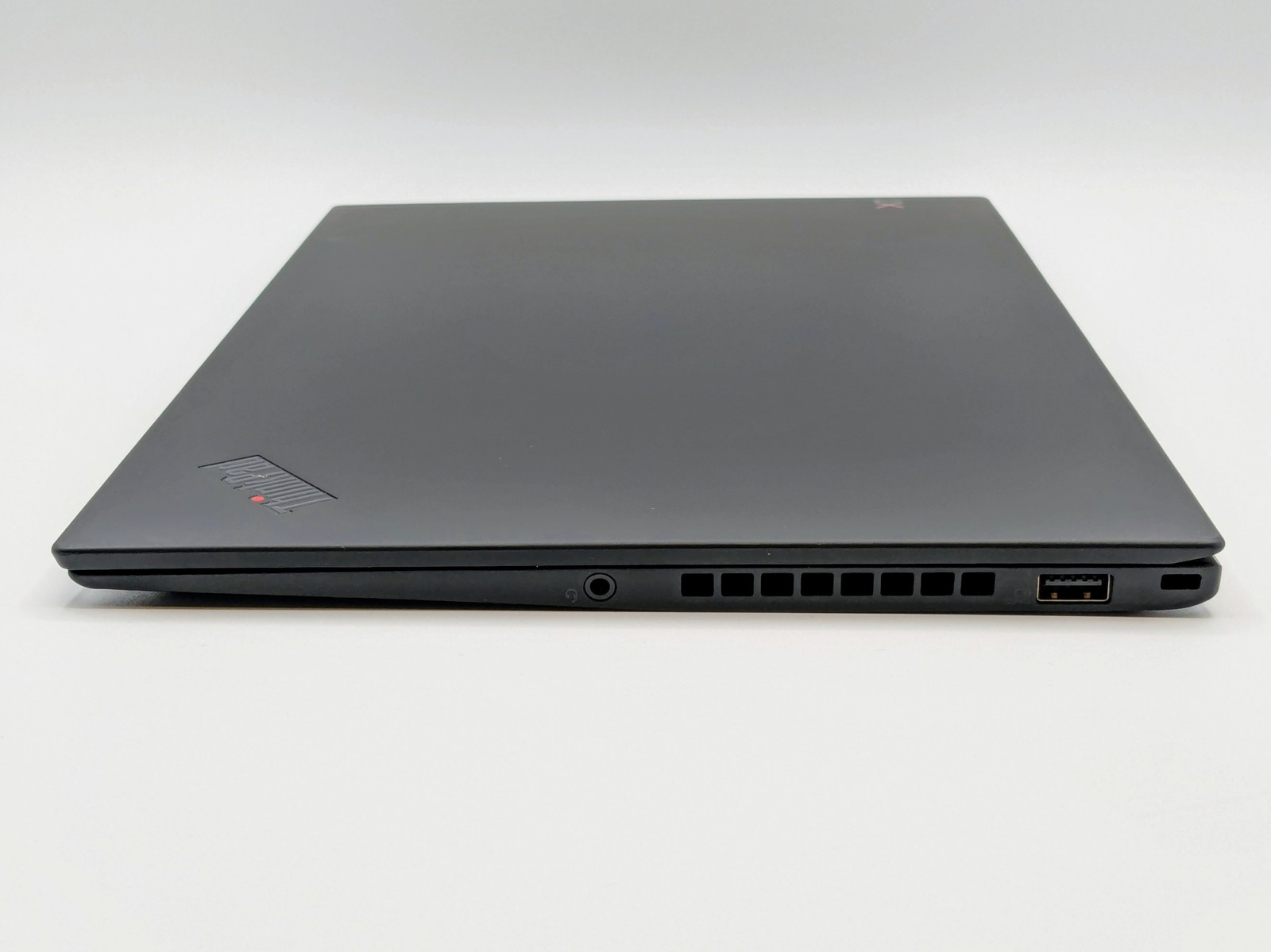 Lenovo ThinkPad X1 Carbon 6th Gen 14″ FHD I7-8650U 256GB SSD 16GB W11P *READ*