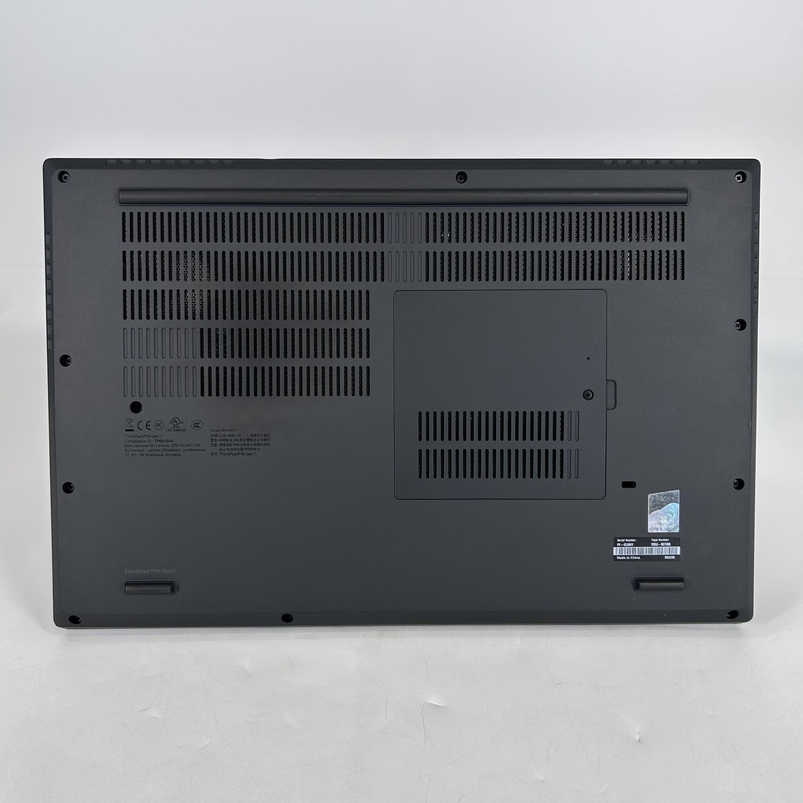 Lenovo ThinkPad P15 Gen 1 FHD i7-10750H 16GB 512GB SSD Quadro T1000 WHITE SPOTS