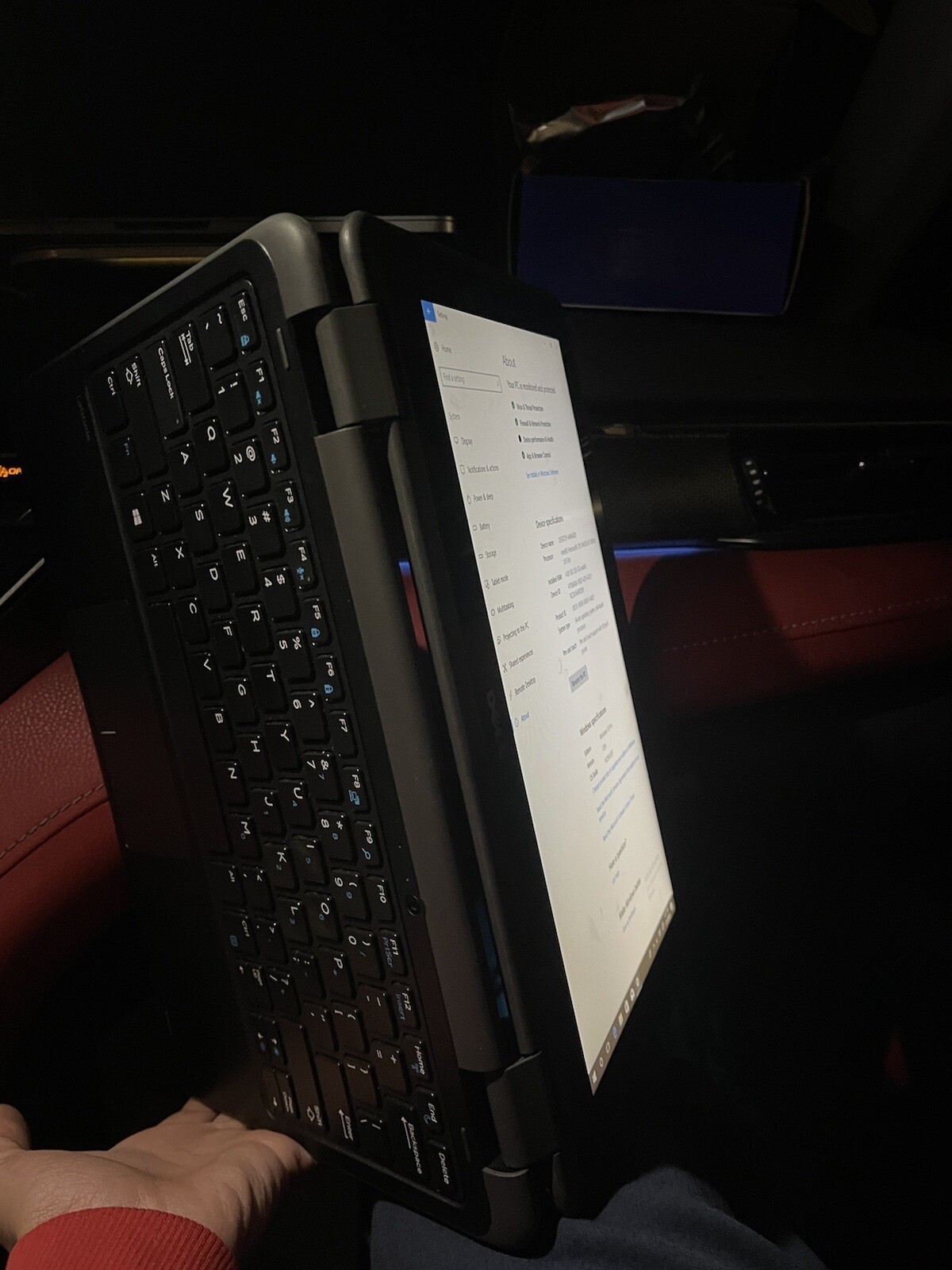 Dell Latitude 3190 11.6″ (128GB SSD, Intel Celeron N4100, 1.1Ghz, 4GB RAM,…