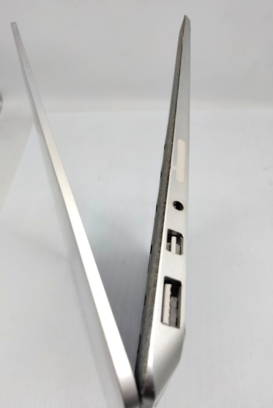 Microsoft Surface 1769 13.5” Touch i7-7660U 8GB RAM 256gb SSD Win 11 laptop
