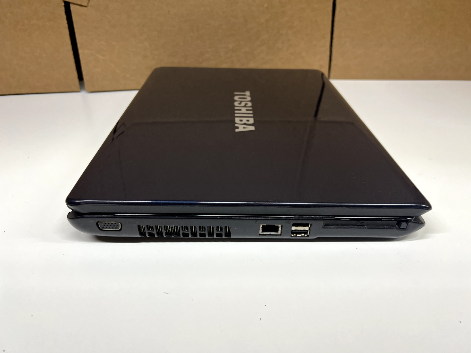 Toshiba L300-01R Laptop PC 300GB Hard Drive 3GB Memory Intel Dual-Core Win 7