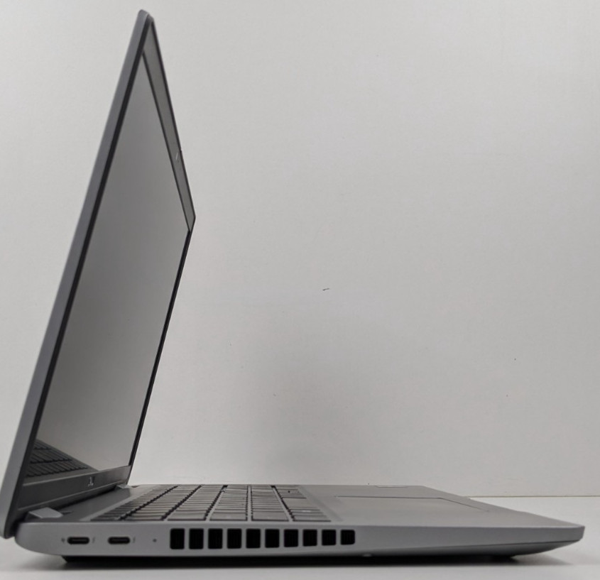 Dell Latitude 5540 i5 13th Gen 16GB 512GB SSD Windows 11 *One Year Warranty*