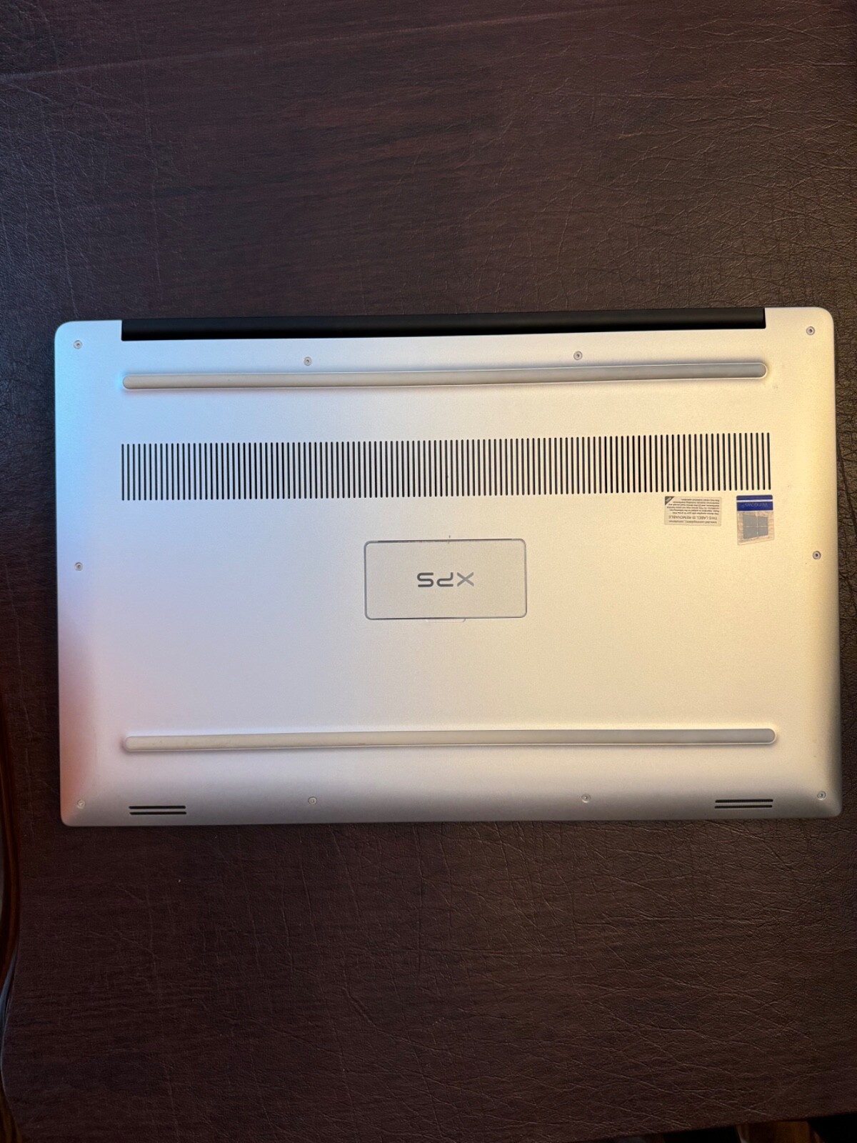 Dell XPS 15 7590