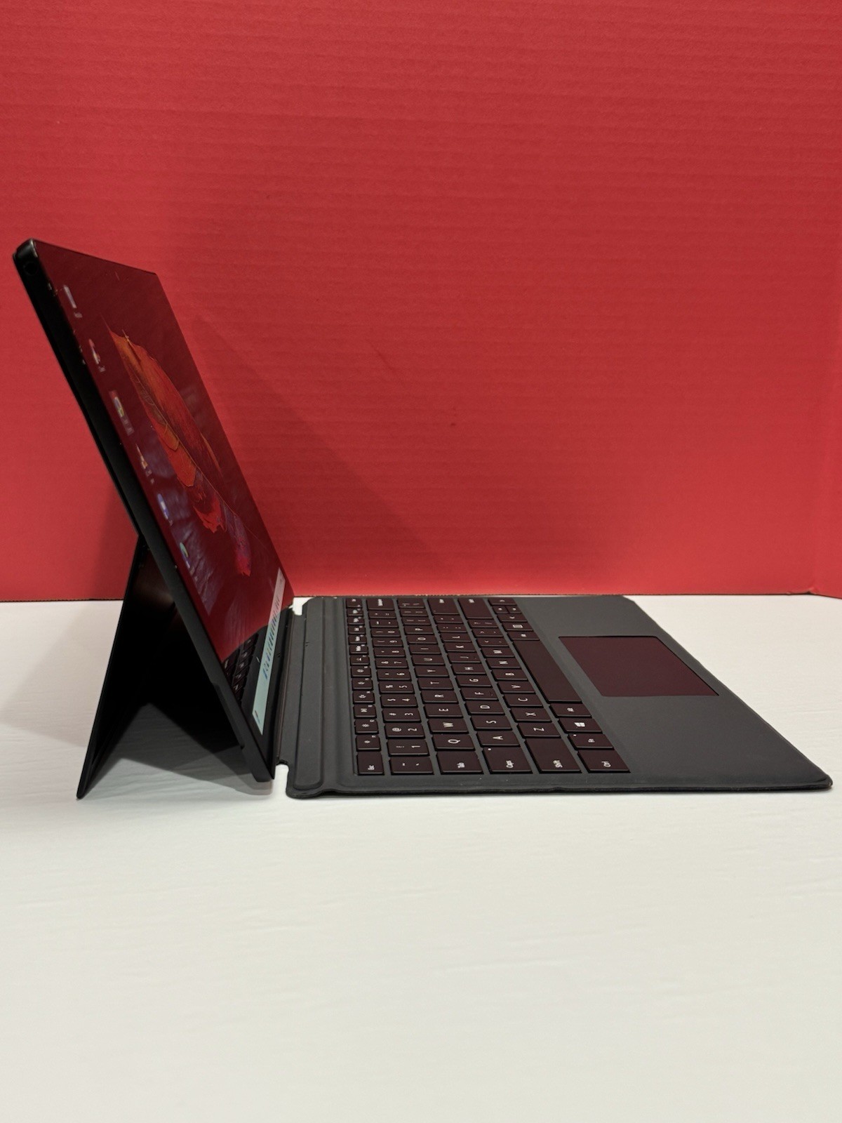 Microsoft Surface Pro 7 1866 12.3″ i5-1035G4 1.1GHz 8GB RAM 256GB SSD