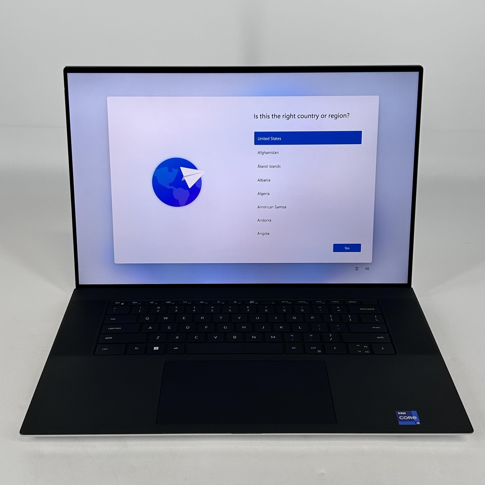 Dell XPS 17 9730 UHD+ TOUCH 2.6 GHz i9-13900H 64GB 1TB SSD RTX 4080 Very Good