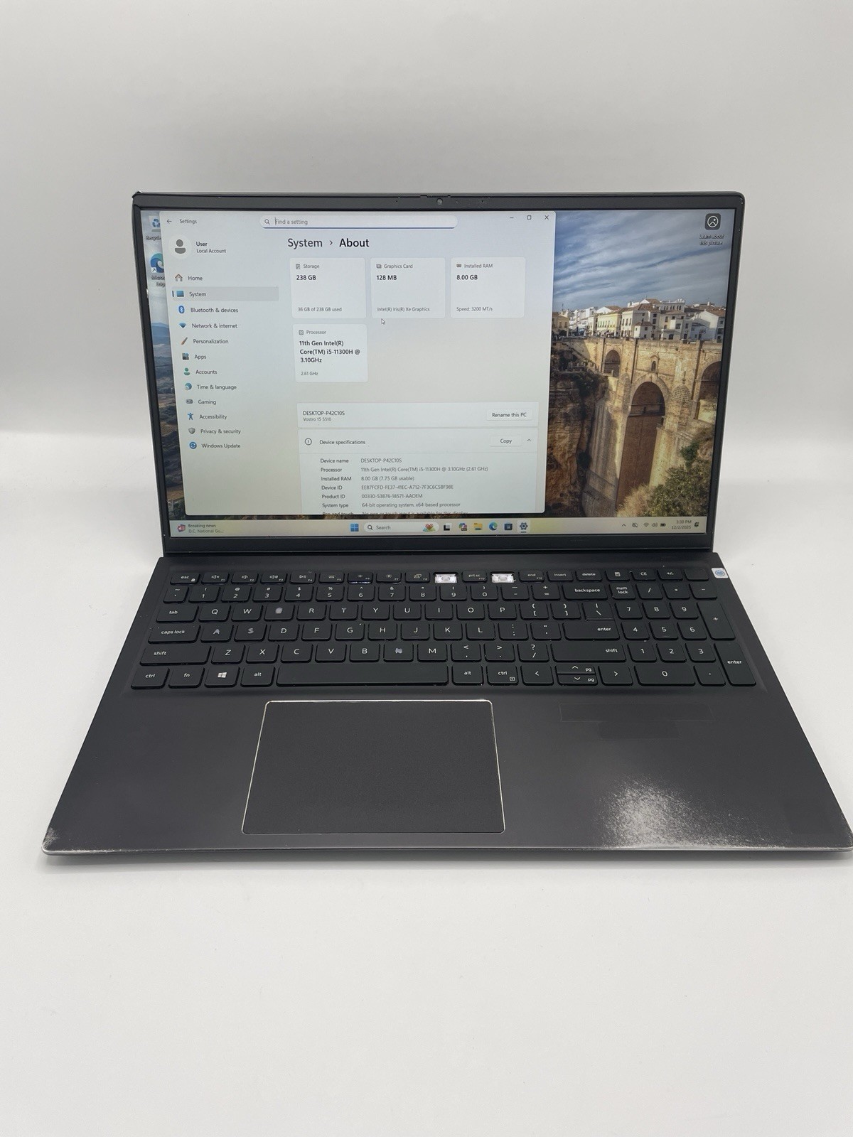 Dell Vostro 15 5510 i5-11300H 8GB RAM 256GB SSD Windows 11 Pro – READ