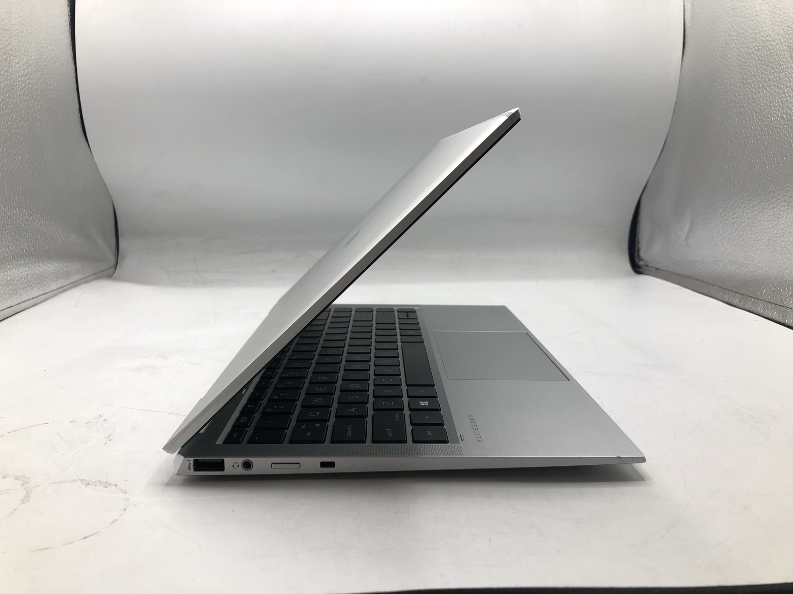 HP Elitebook x360 1040 G8 – I7 14″ Touch 3.0Ghz 16 GB 512GB Grade D
