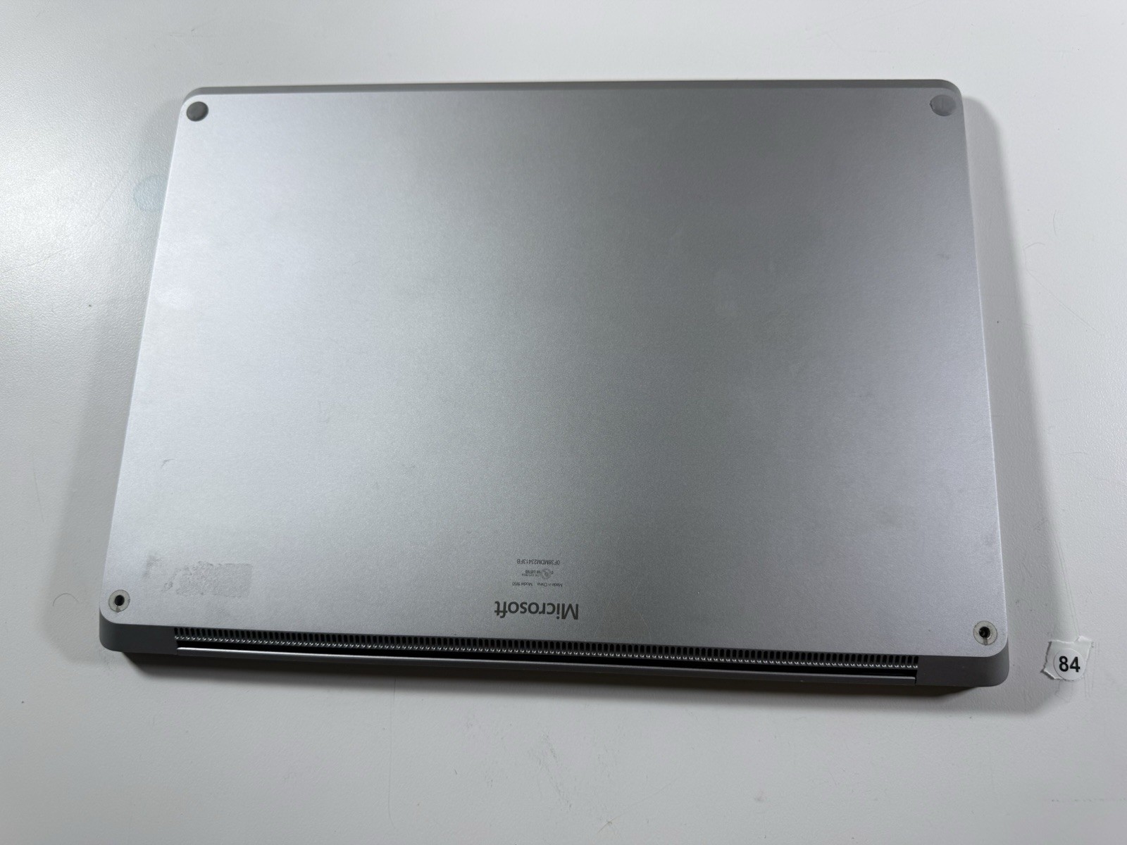 Microsoft Surface Laptop 5 13.5” 1950 Intel Core i7-1265U 16GB RAM 512GB NVME