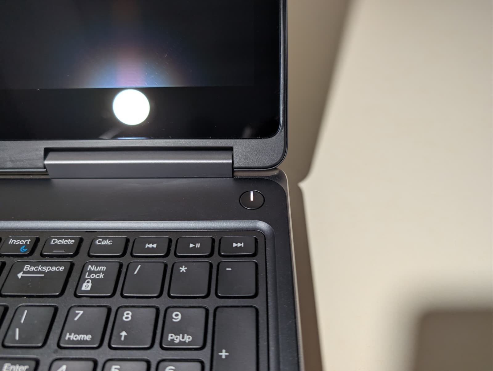 Read! Dell Precision 7520 TouchScreen | i7 7th Gen NO RAM NO SSD | AS-IS