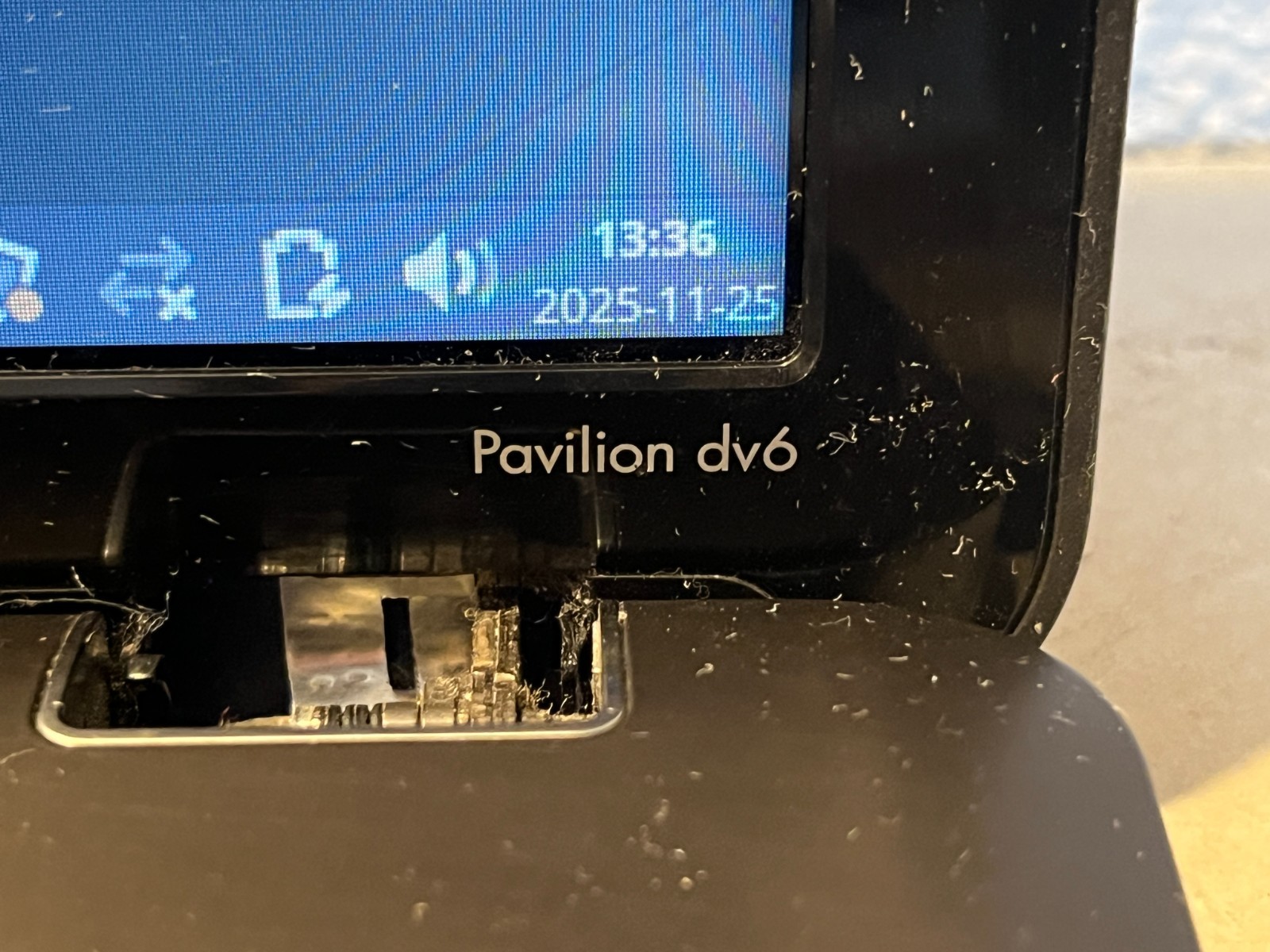 HP Pavilion dv6 Laptop AMD Phenom II 2.8GHz 4GB RAM Linux Mint HDD Win7HomeP
