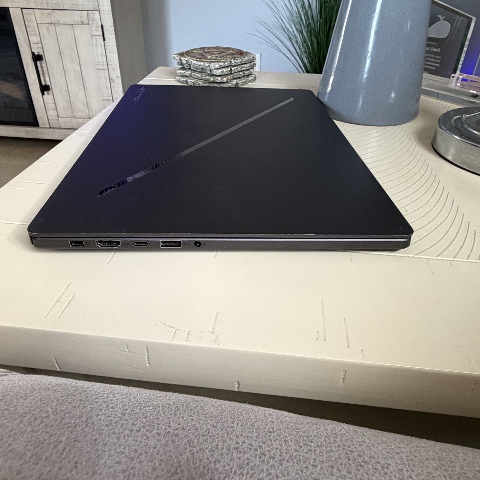 ASUS ROG Zephyrus G16 OLED RTX 5070 Ti 32GB 1TB Core Ultra 9 GU605CR