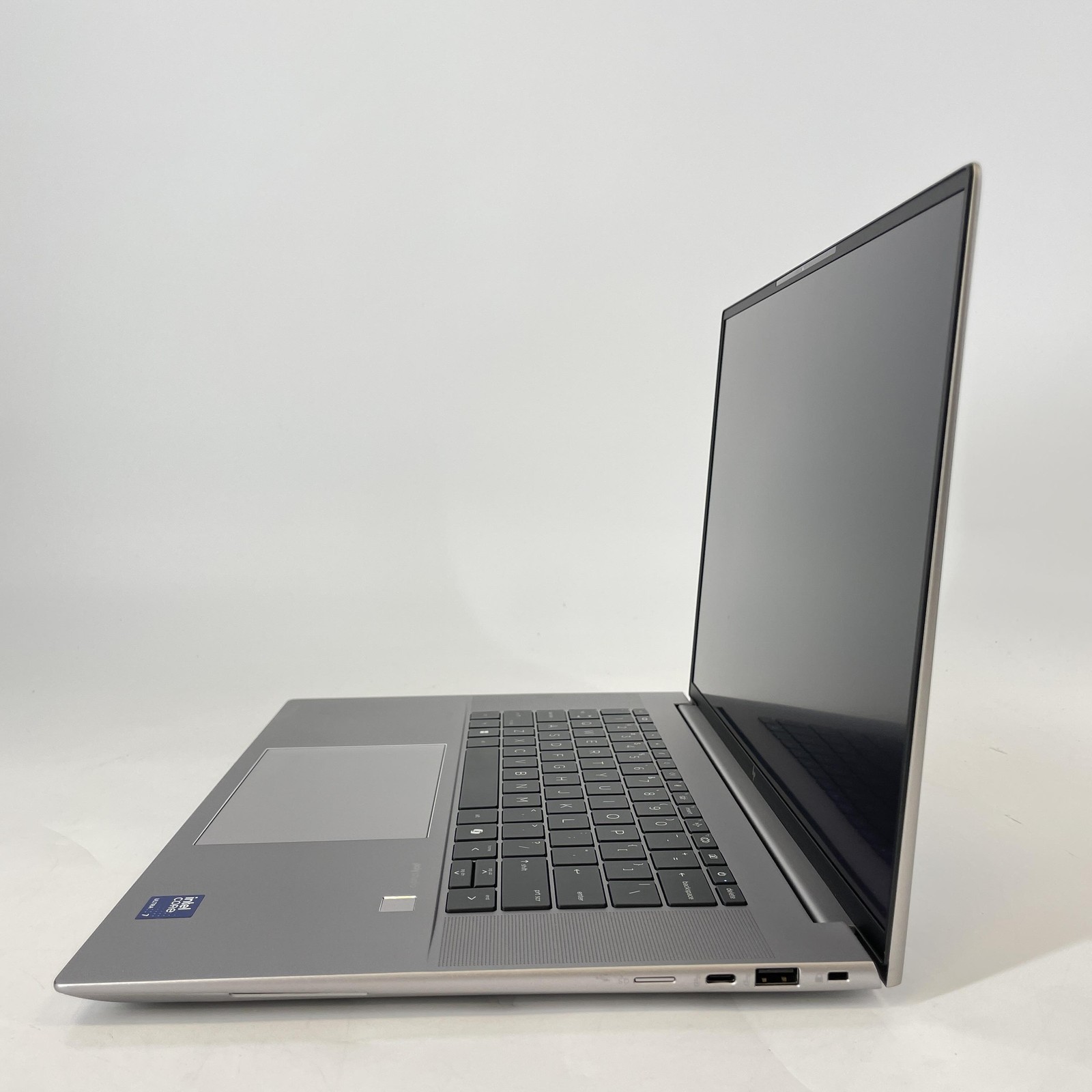 HP ZBook Studio 16 G11 UHD+ 1.4 GHz Ultra 7 165H 32GB 512GB SSD RTX 1000 Ada