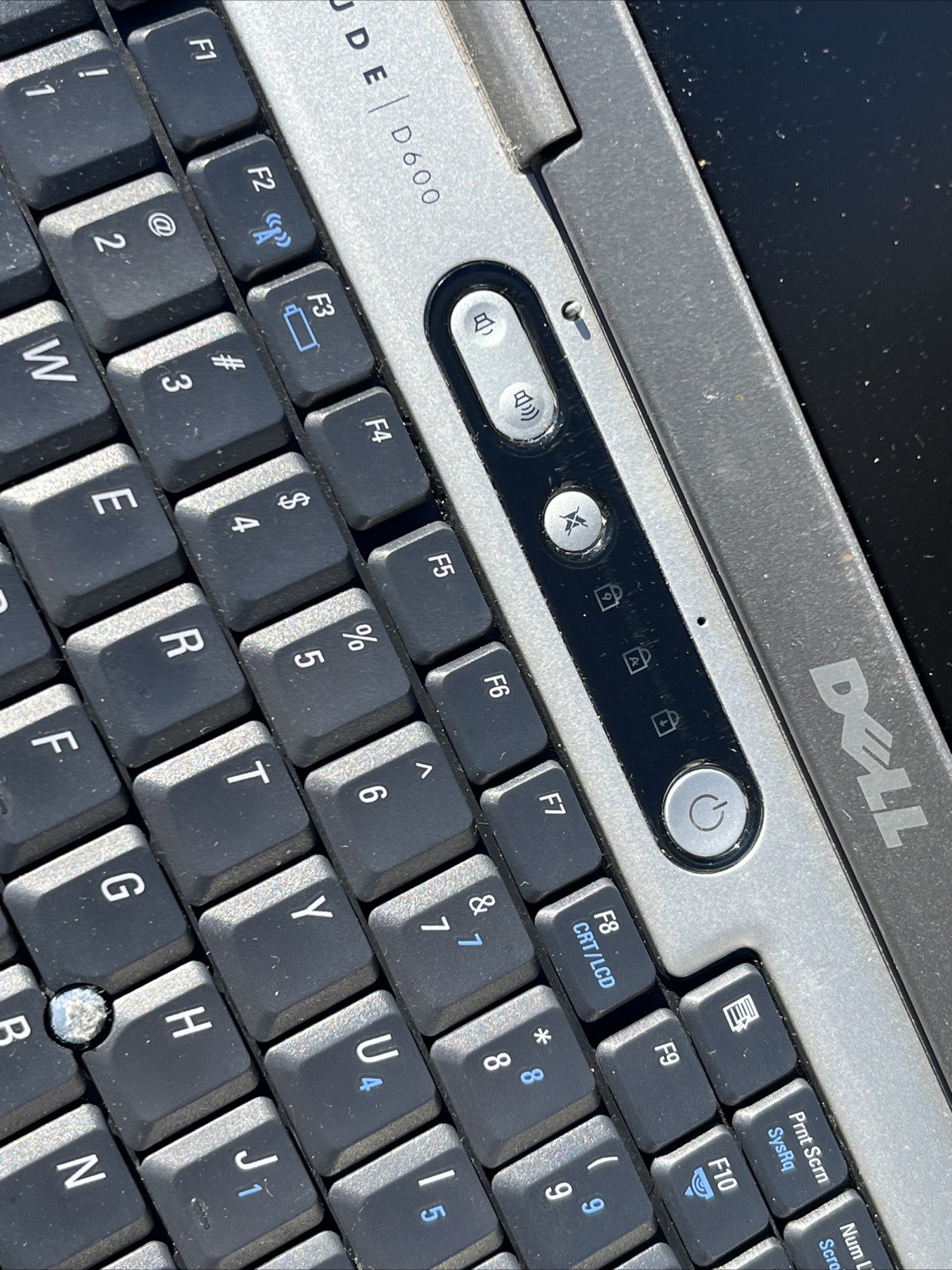 Dell Latitude D600 – 14” Laptop STATE FIND ,NOT TESTED , As Is