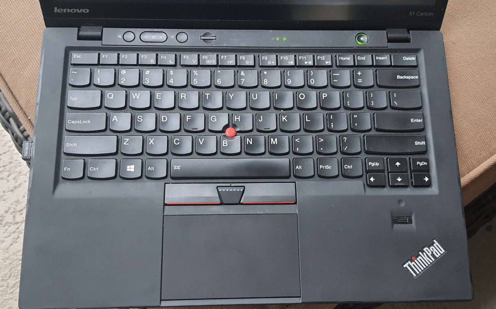 Lenovo 14″ Thinkpad X1 Carbon Intel i7 – 3667U 2.0GHz 8GB RAM 256GB Window10pro